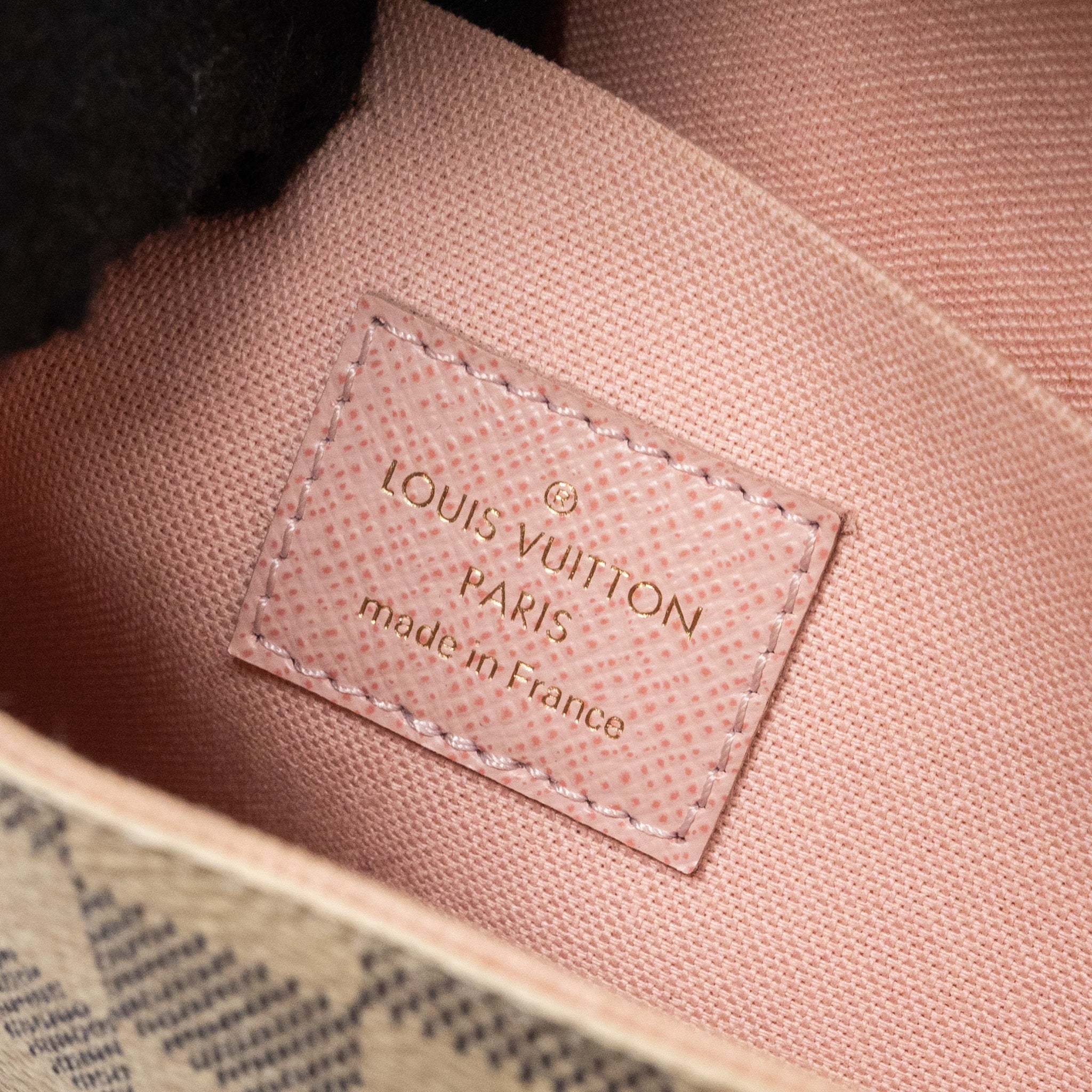 louis-vuitton-felicie-pochette-damier-azur-canvas-ghw-1