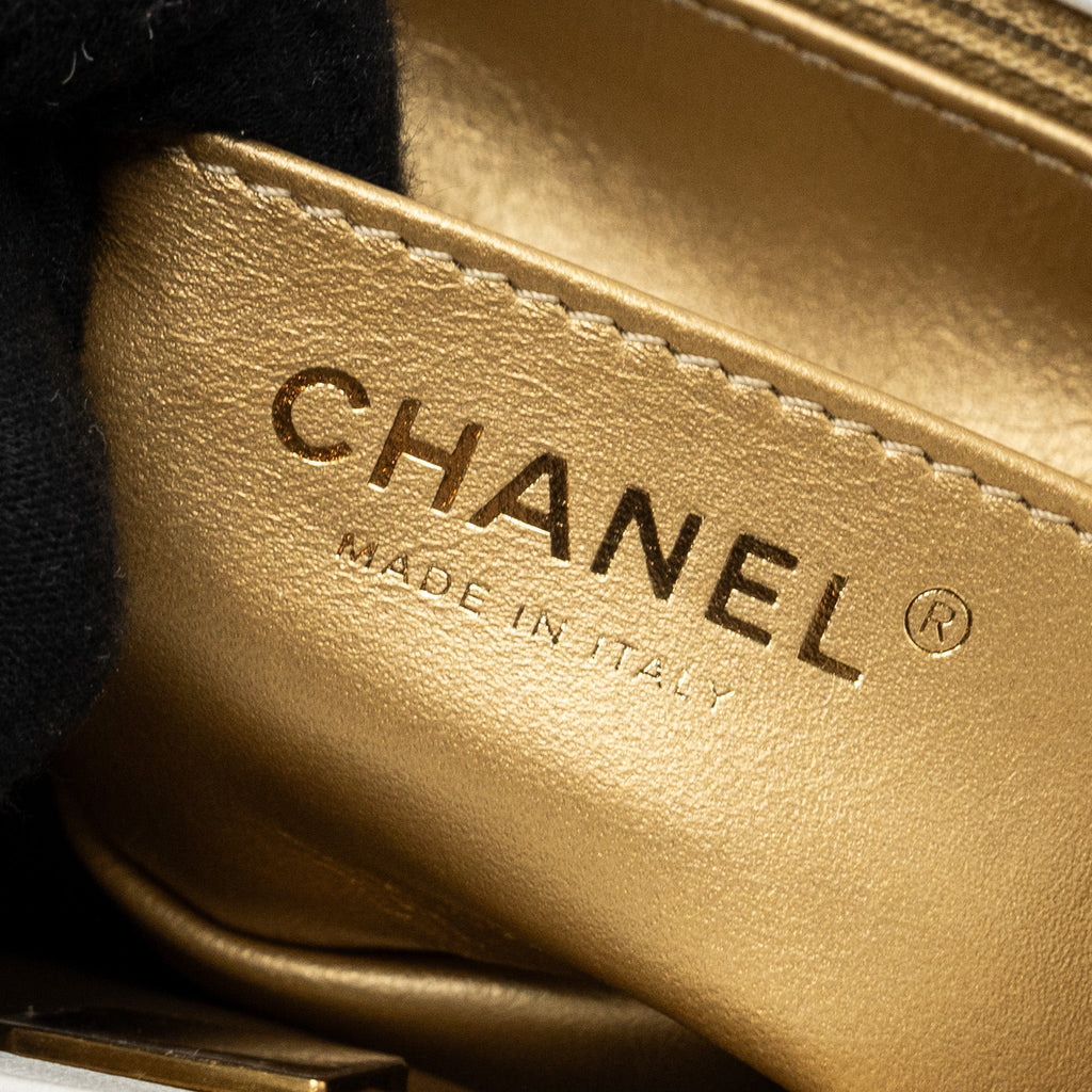 chanel-mini-square-flap-bag-lambskin-white-ghw-microchip