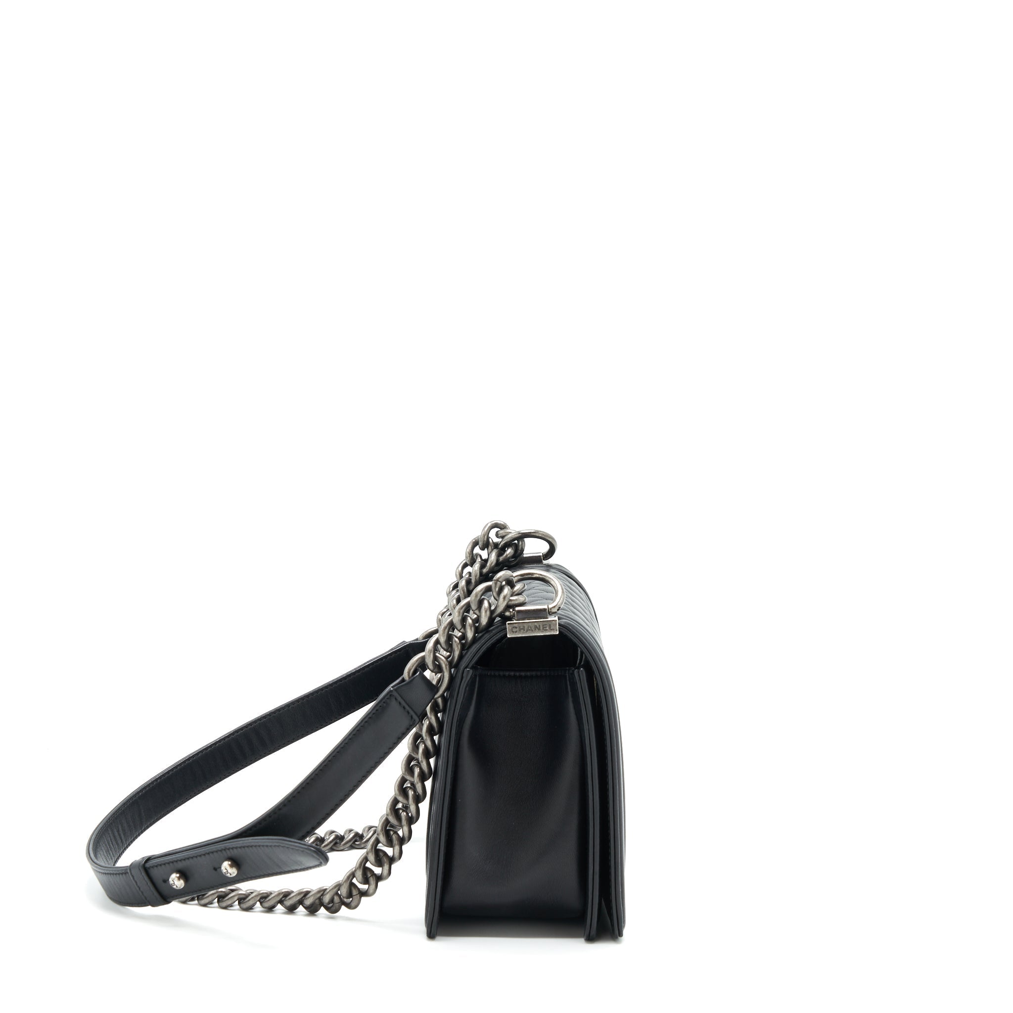 chanel-medium-boy-black-lambskin-ruthenium-hardware