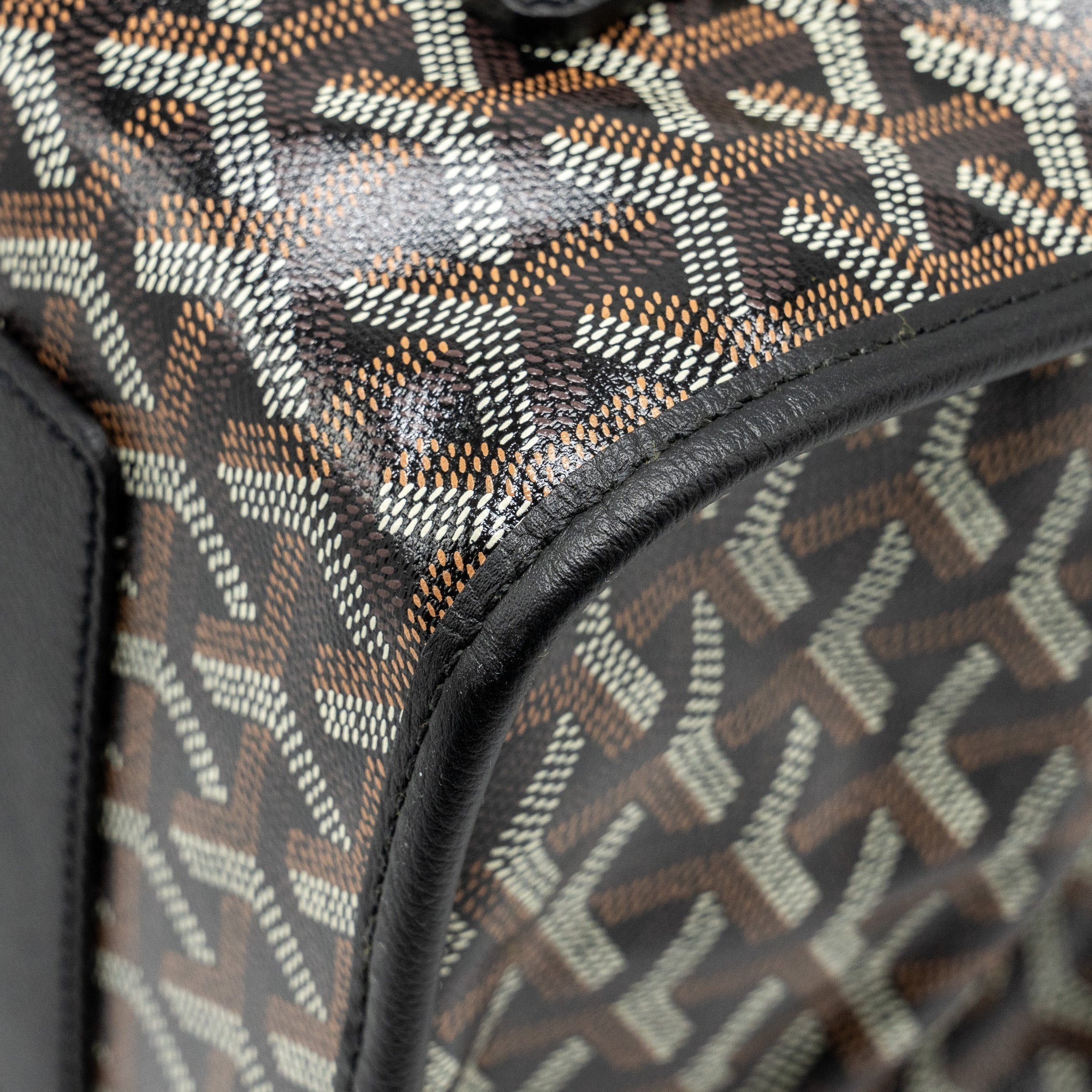 goyard-saint-leger-backpack-goyardline-canvas-black-shw