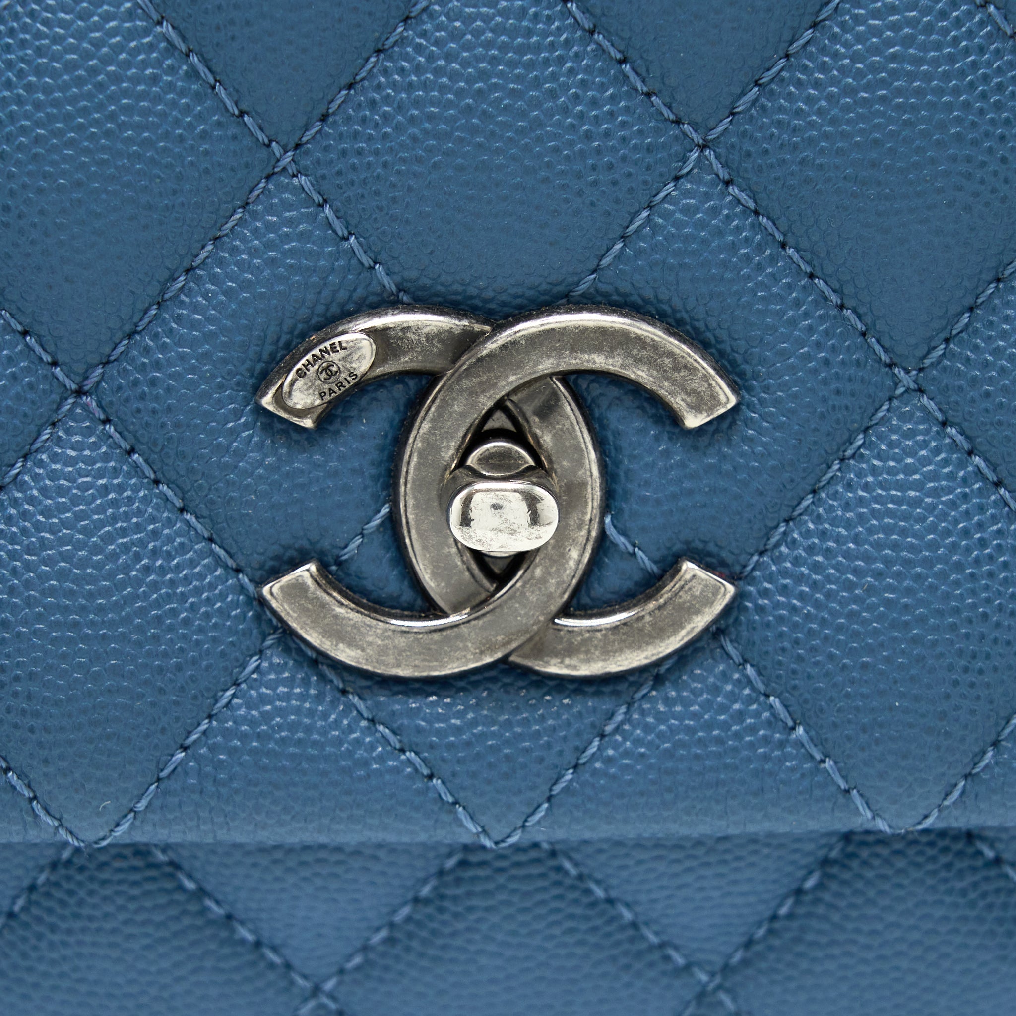 chanel-medium-coco-handle-caviar-blue-ruthenium-hardware