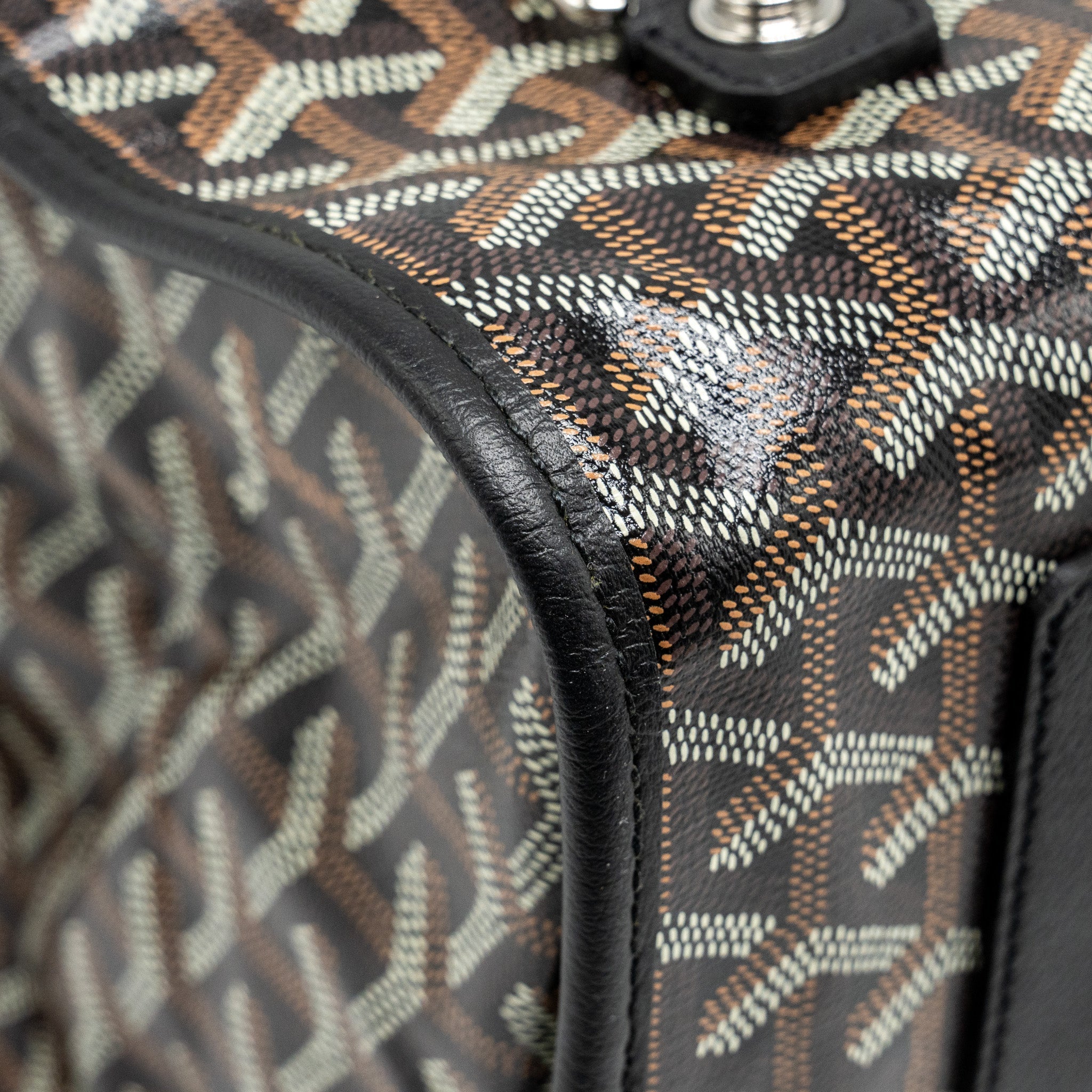 goyard-saint-leger-backpack-goyardline-canvas-black-shw