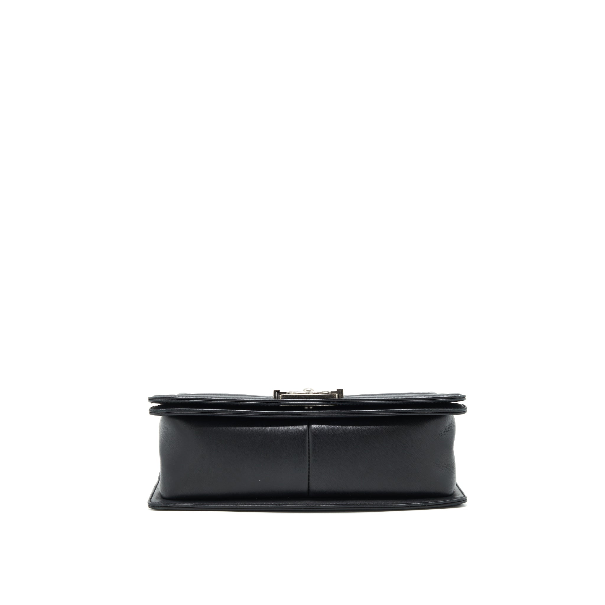 chanel-medium-boy-black-lambskin-ruthenium-hardware