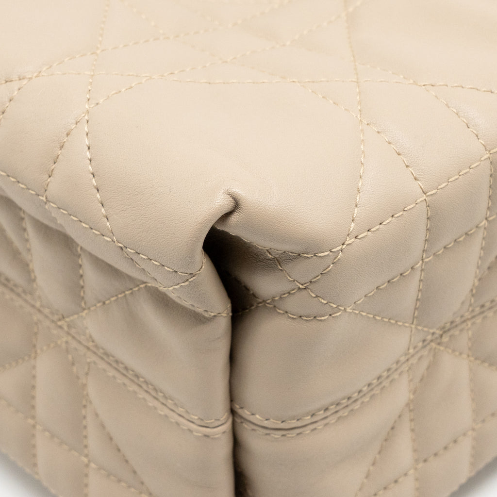 dior-small-dior-toujours-vertical-tote-bag-macrocannage-calfskin-powder-beige-lghw