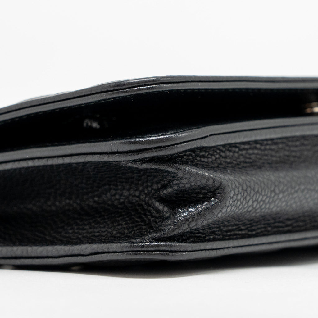 chanel-quilted-diamond-cc-logo-wallet-on-chain-caviar-black-shw