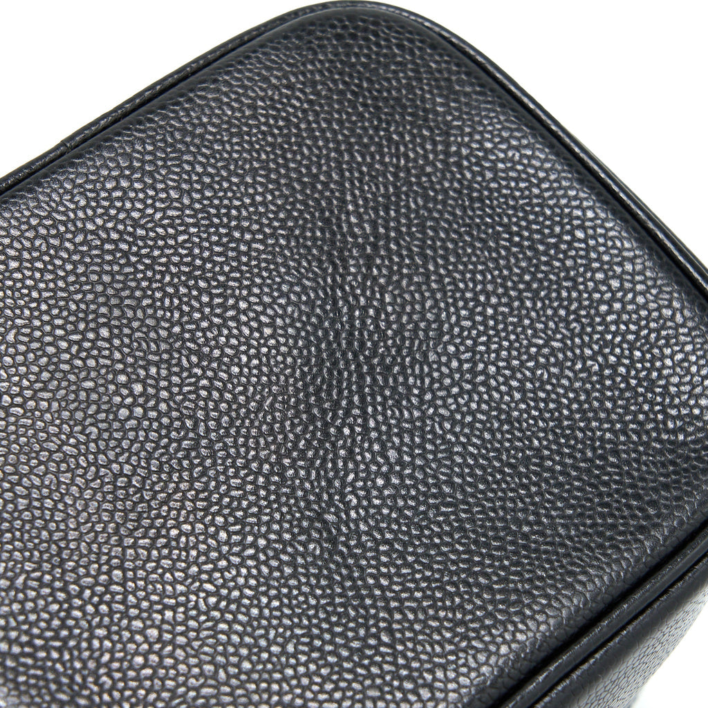 chanel-vintage-vanity-case-with-chain-caviar-black-ghw
