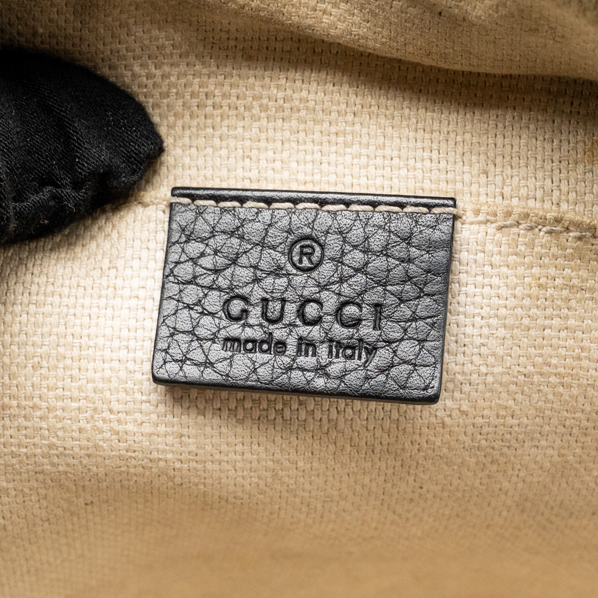 gucci-disco-camera-black308364