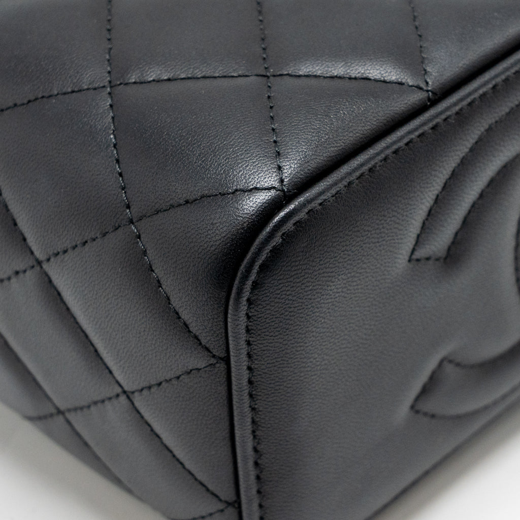 chanel-top-handle-long-vanity-case-with-chain-lambskin-black-lghwmicrochip
