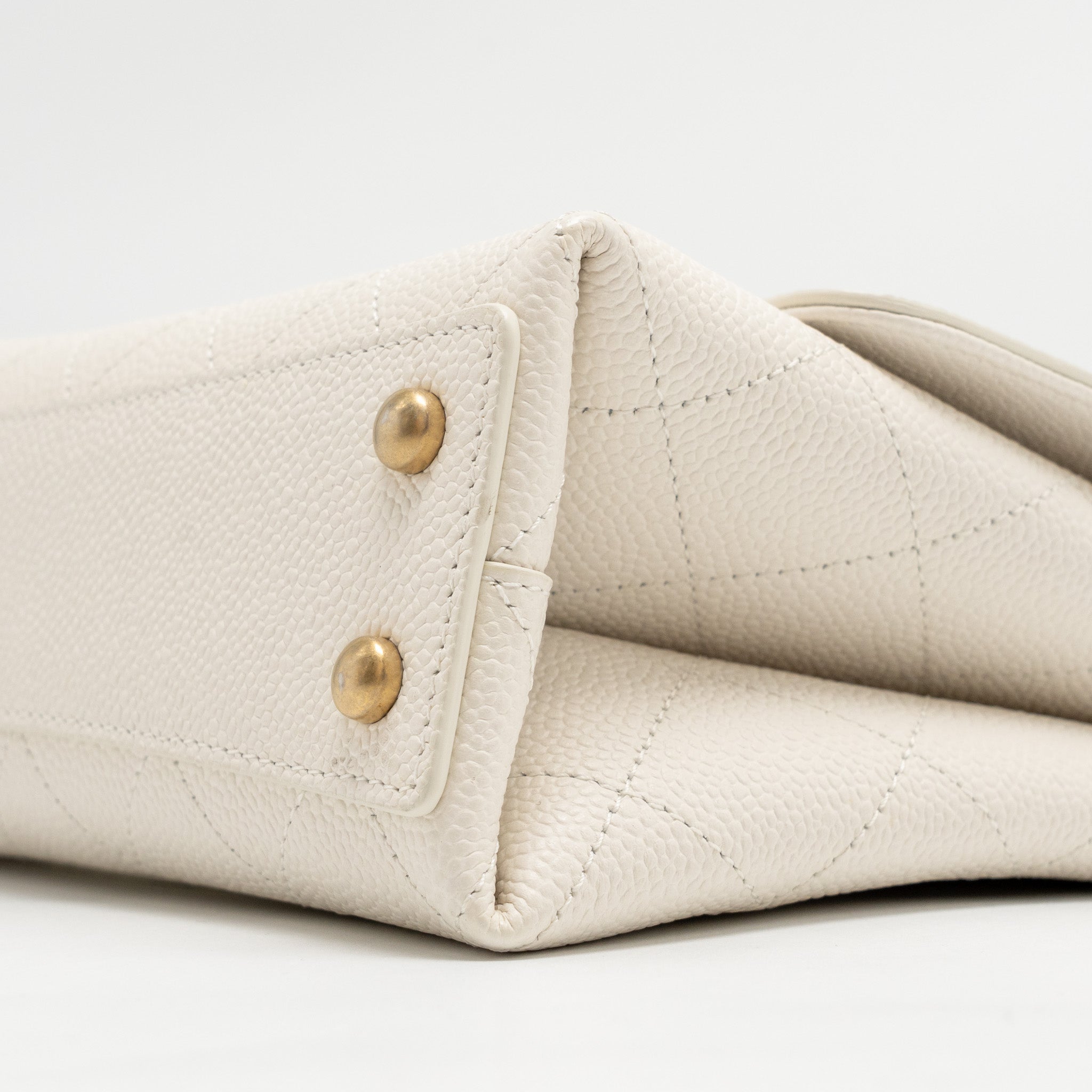 chanel-chic-affinity-top-handle-flap-bag-caviar-white-ghw-copy