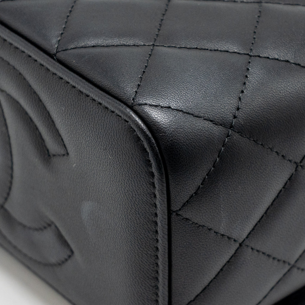 chanel-top-handle-long-vanity-case-with-chain-lambskin-black-lghwmicrochip