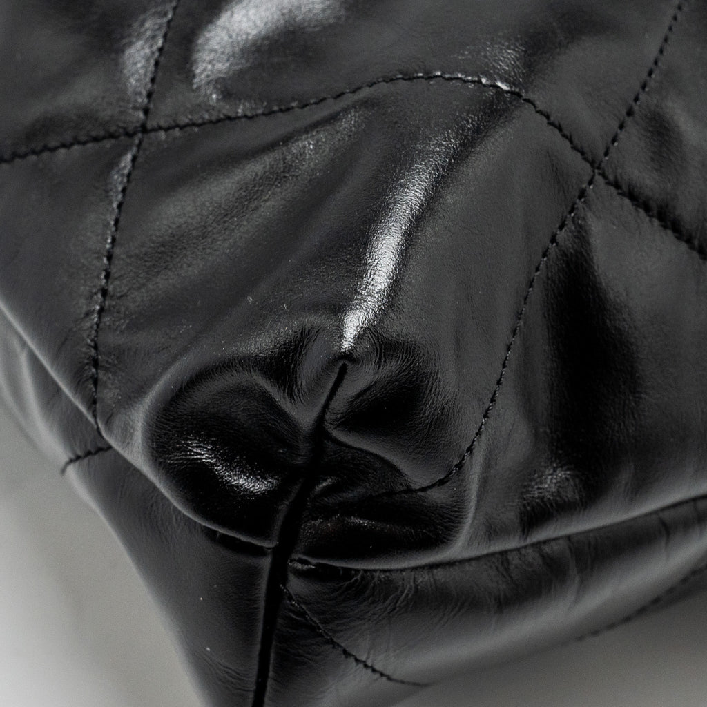 chanel-medium-22-bag-shiny-calfskin-black-ghw-microchip-copy