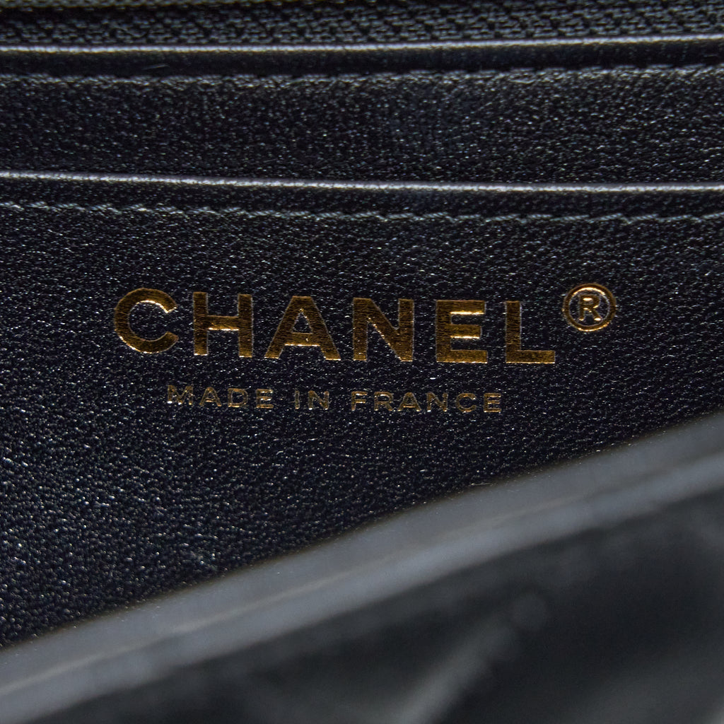 chanel-classic-mini-rectangular-flap-bag-lambskin-black-lghw-microchip-1