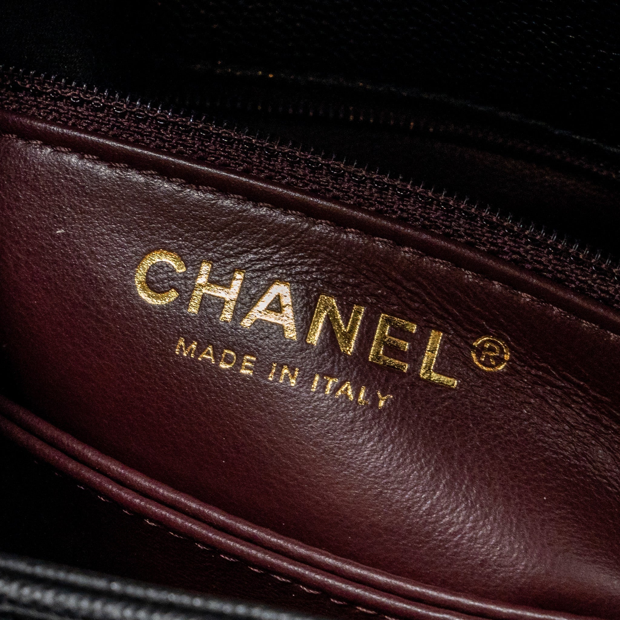 chanel-small-coco-handle-caviar-black-lghw-microchip-16