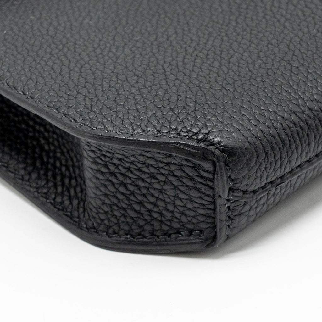 hermes-pochette-kelly-depeches-25-togo-so-black-stamp-b