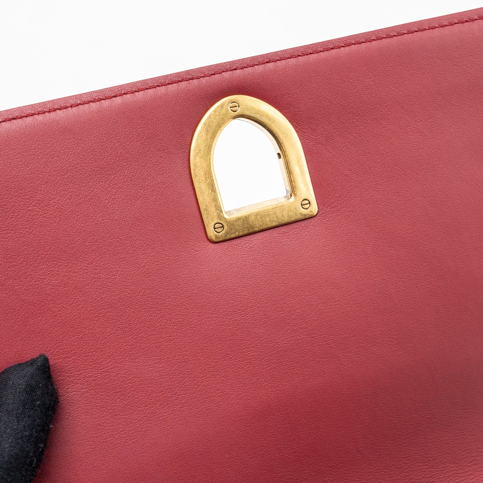 dior-medium-diorama-studded-lambskin-red-ghw