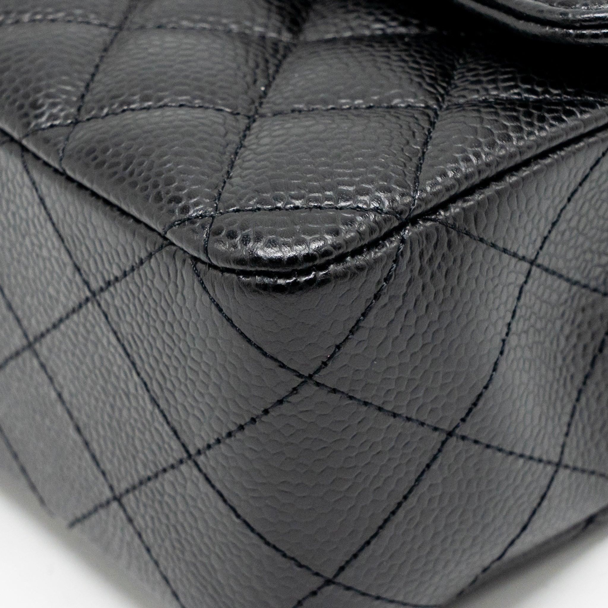 chanel-medium-classic-double-flap-bag-caviar-black-lghw