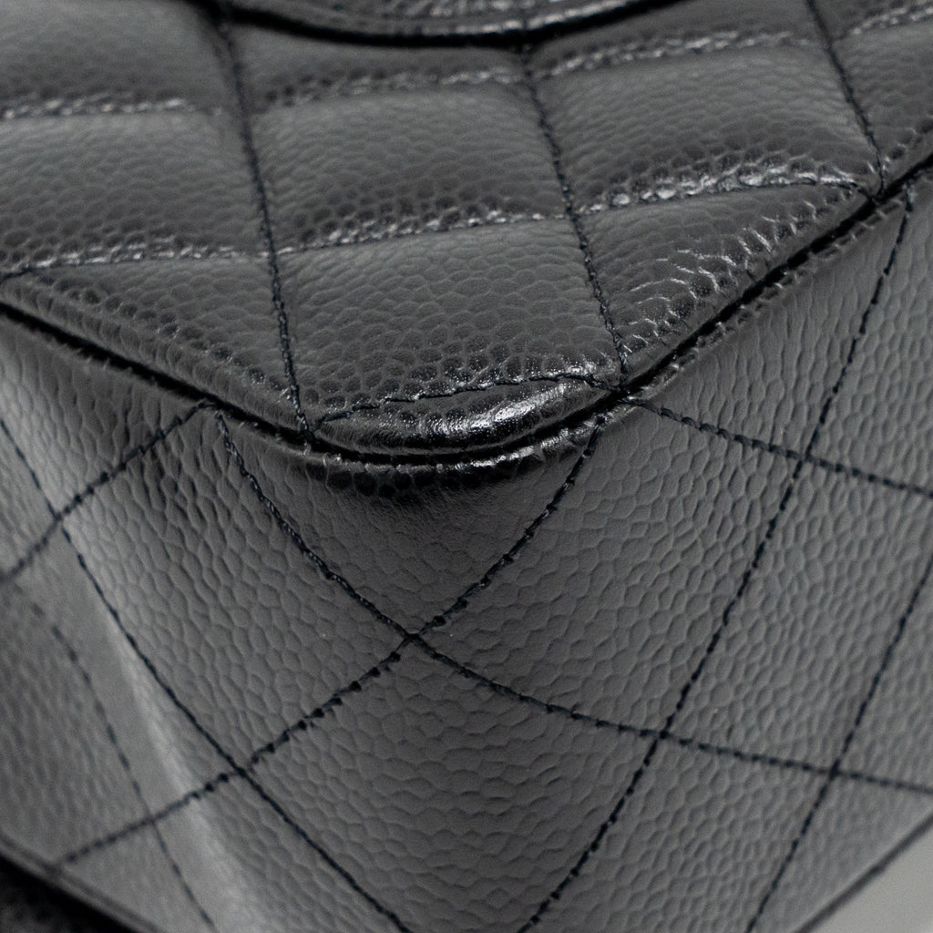 chanel-medium-classic-double-flap-bag-caviar-black-lghw