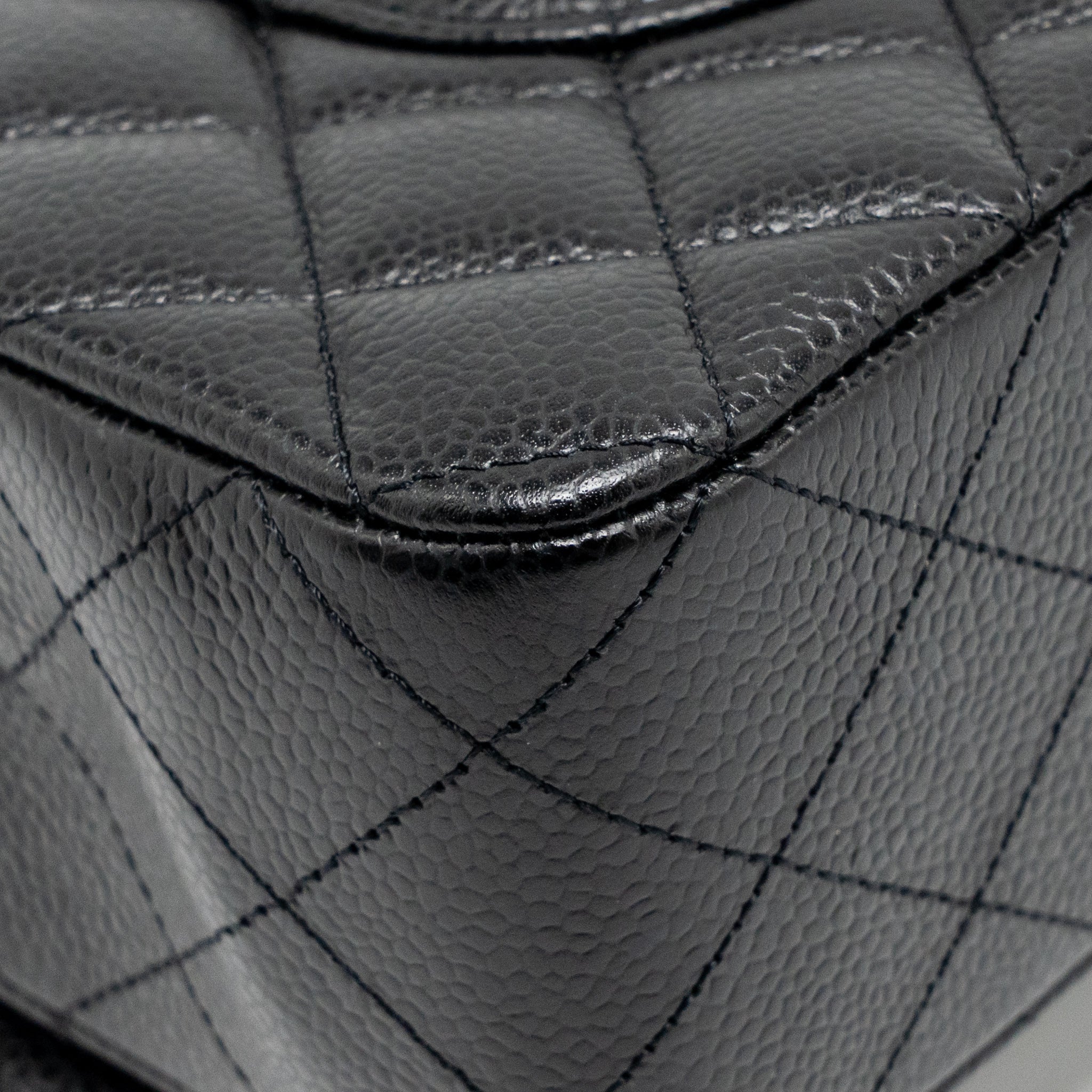 chanel-medium-classic-double-flap-bag-caviar-black-lghw