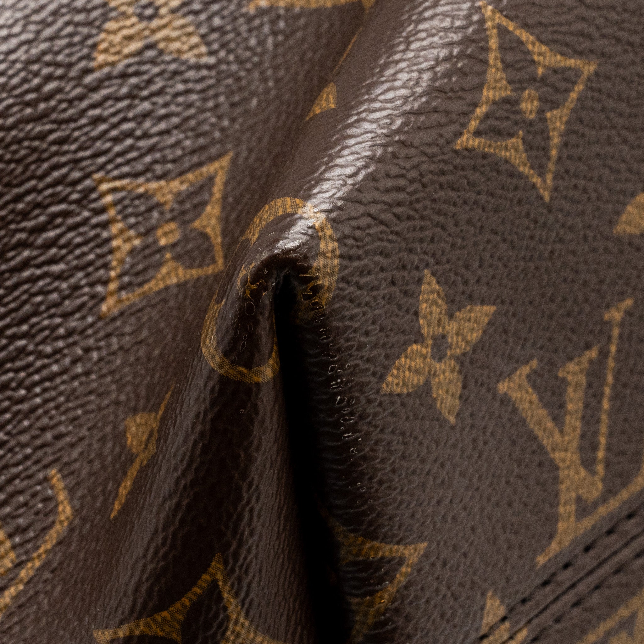 louis-vuitton-turenne-pm-bag-monogram-canvas-ghw