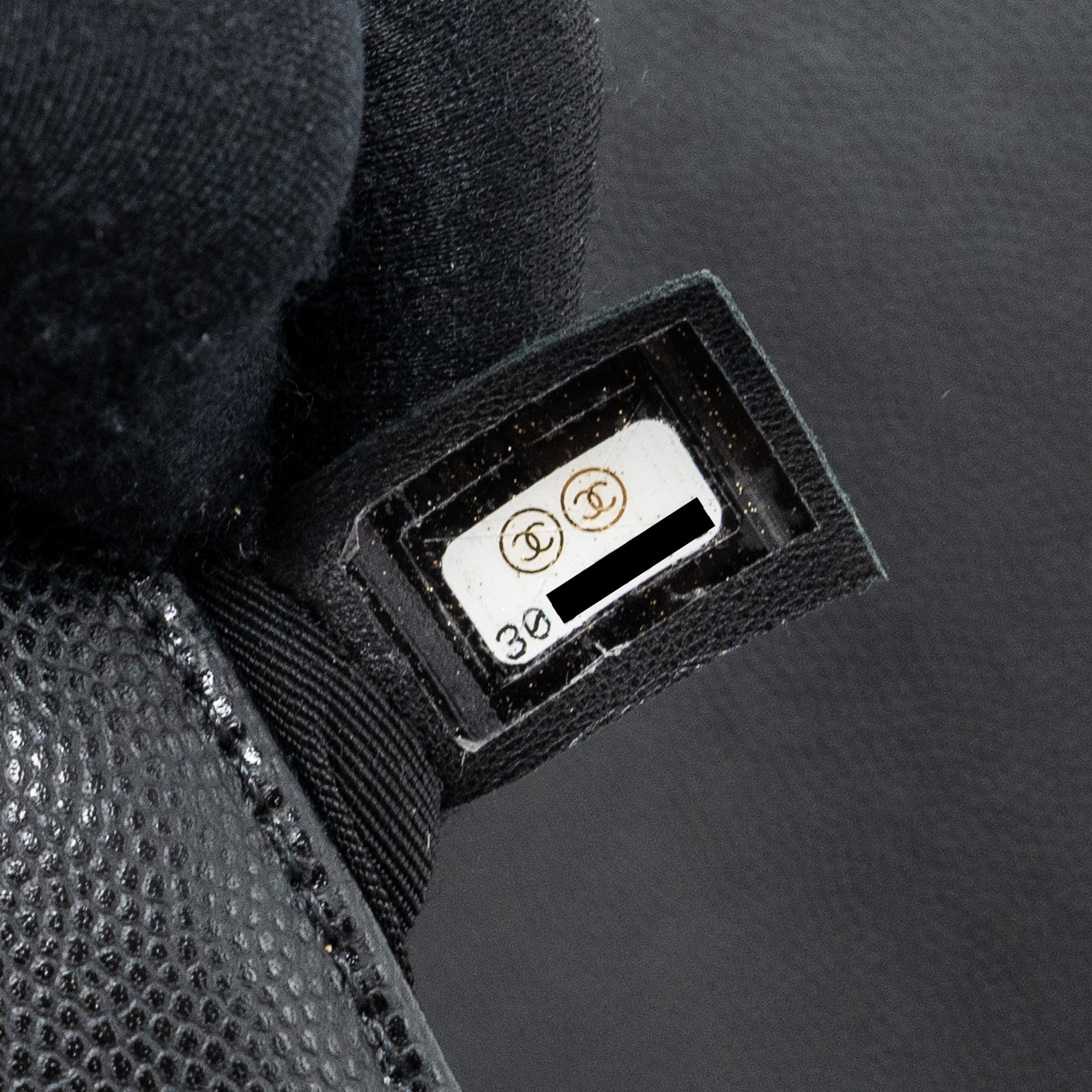 chanel-medium-boy-bag-lambskin-green-ghw