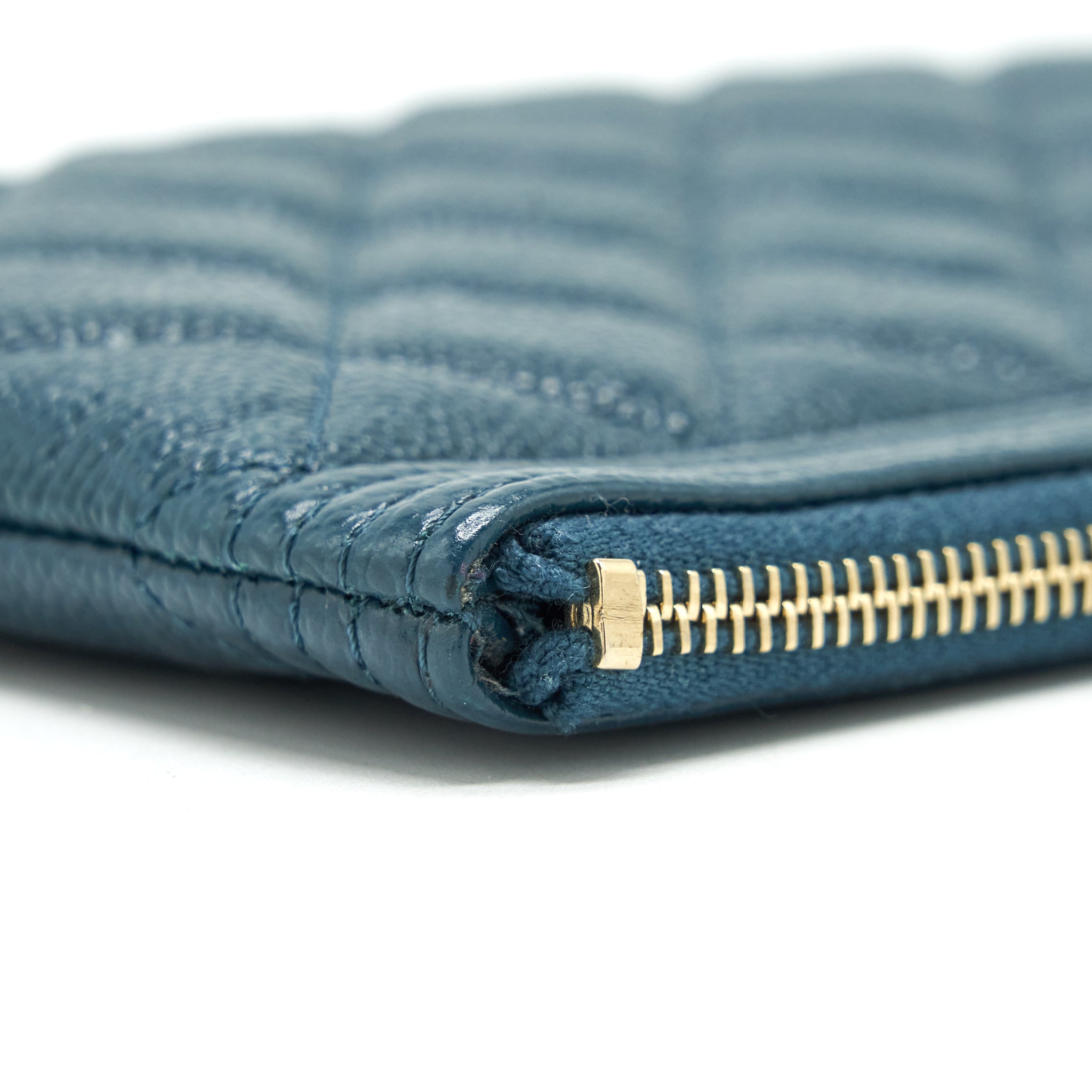 chanel-boy-pouch-caviar-dark-green-lghw