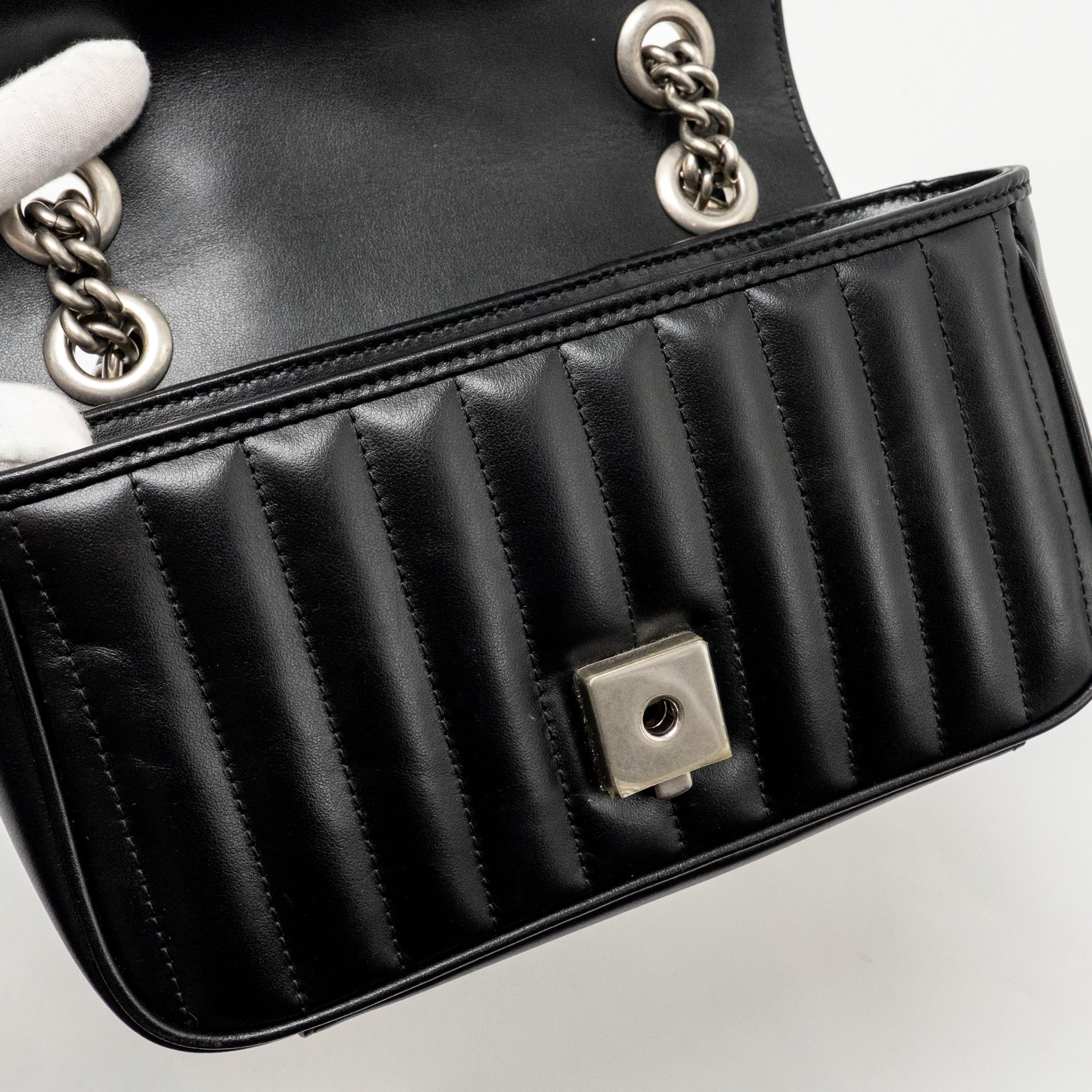 gucci-mini-gg-marmont-shoulder-bag-calfskin-black-shw