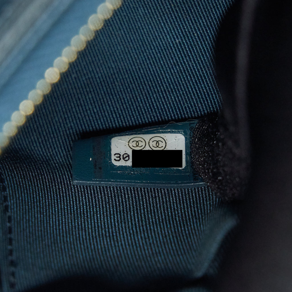 chanel-boy-pouch-caviar-dark-green-lghw