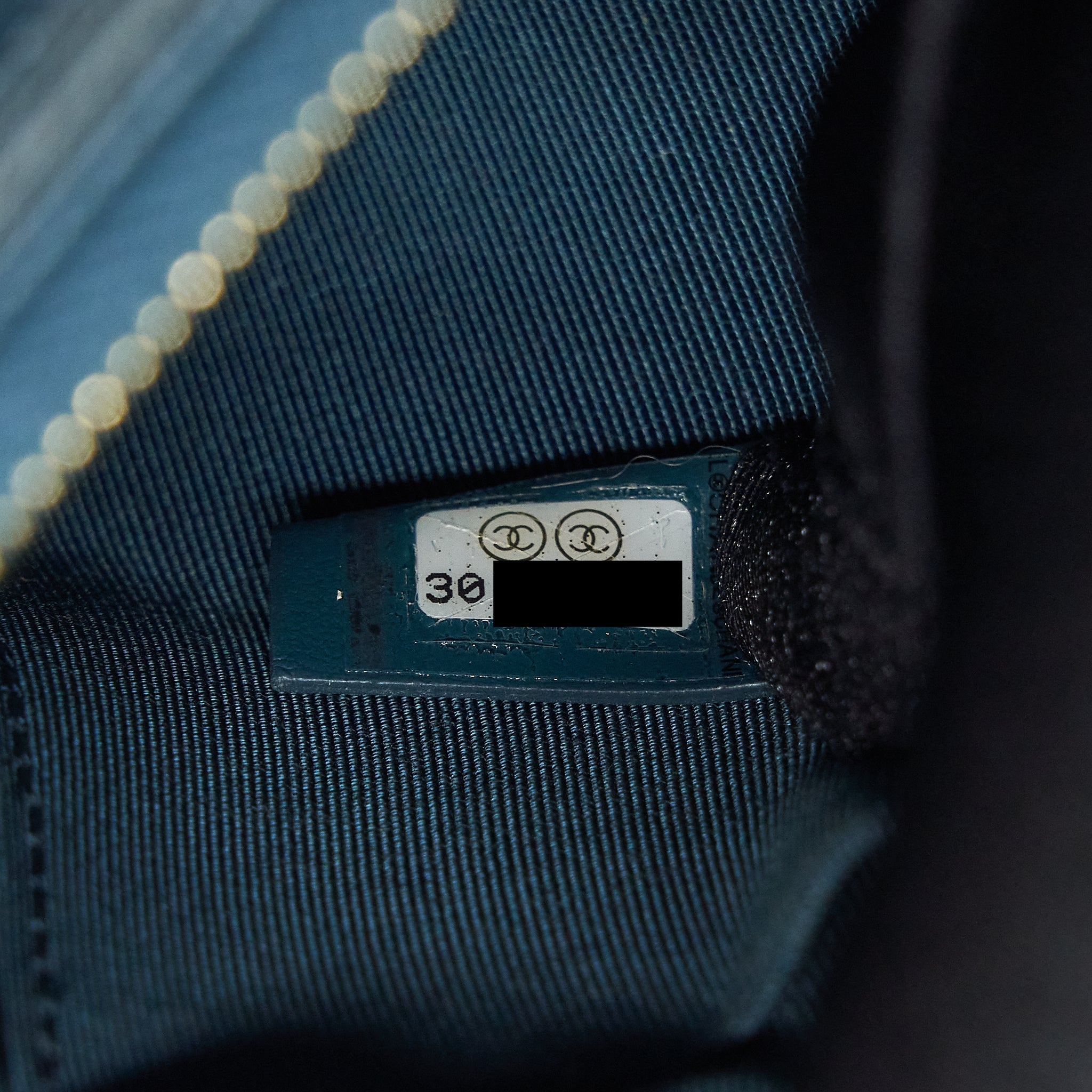 chanel-boy-pouch-caviar-dark-green-lghw