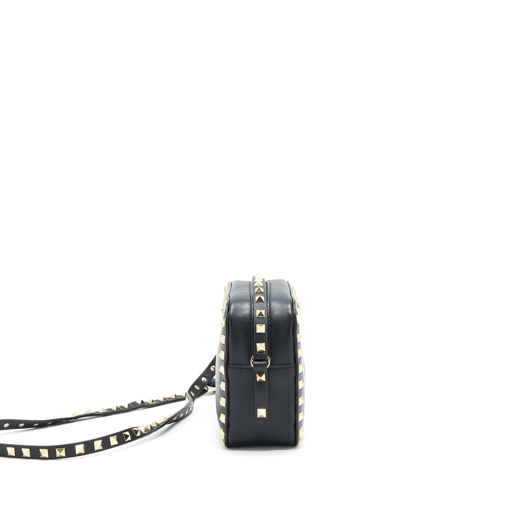 valentino-rockstud-crossbody-camera-bag-black