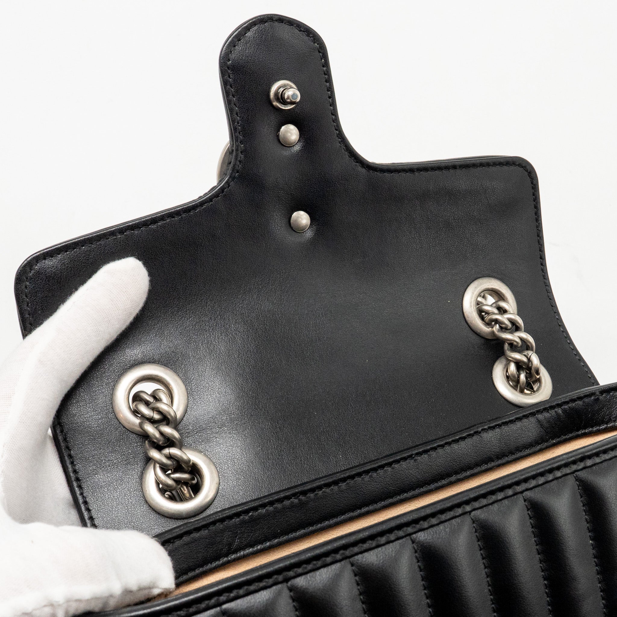 gucci-mini-gg-marmont-shoulder-bag-calfskin-black-shw