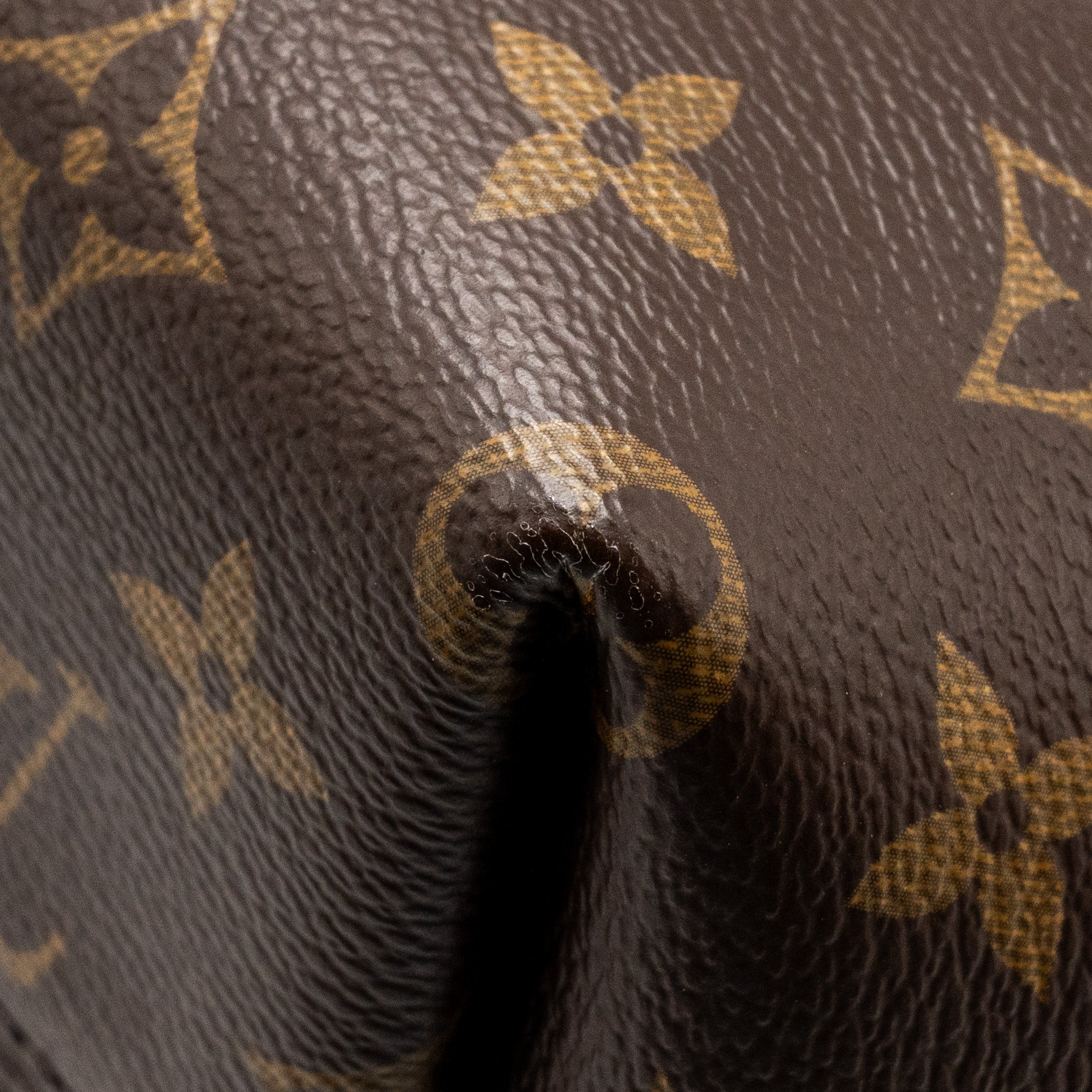 louis-vuitton-turenne-pm-bag-monogram-canvas-ghw