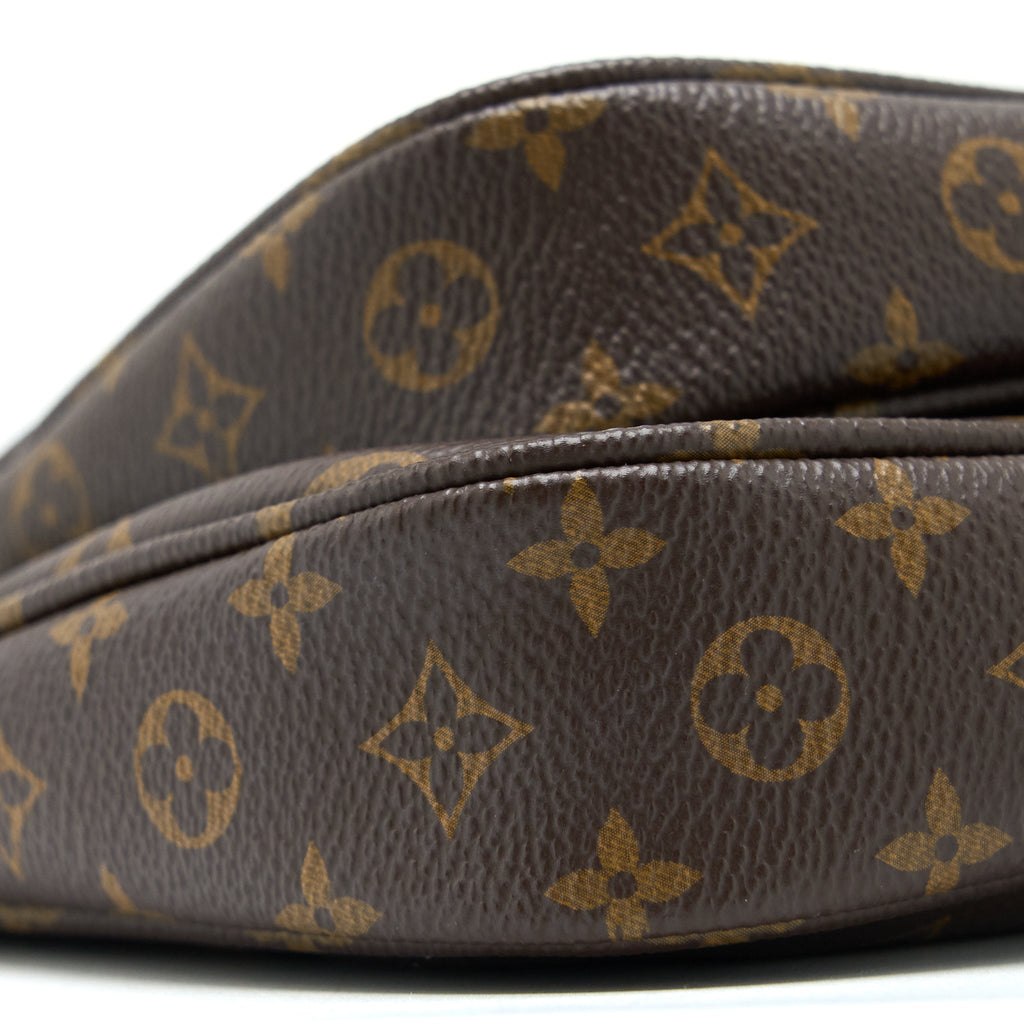 louis-vuitton-multi-pochette-accessories-monogram-canvas-with-khaki-strap-ghw