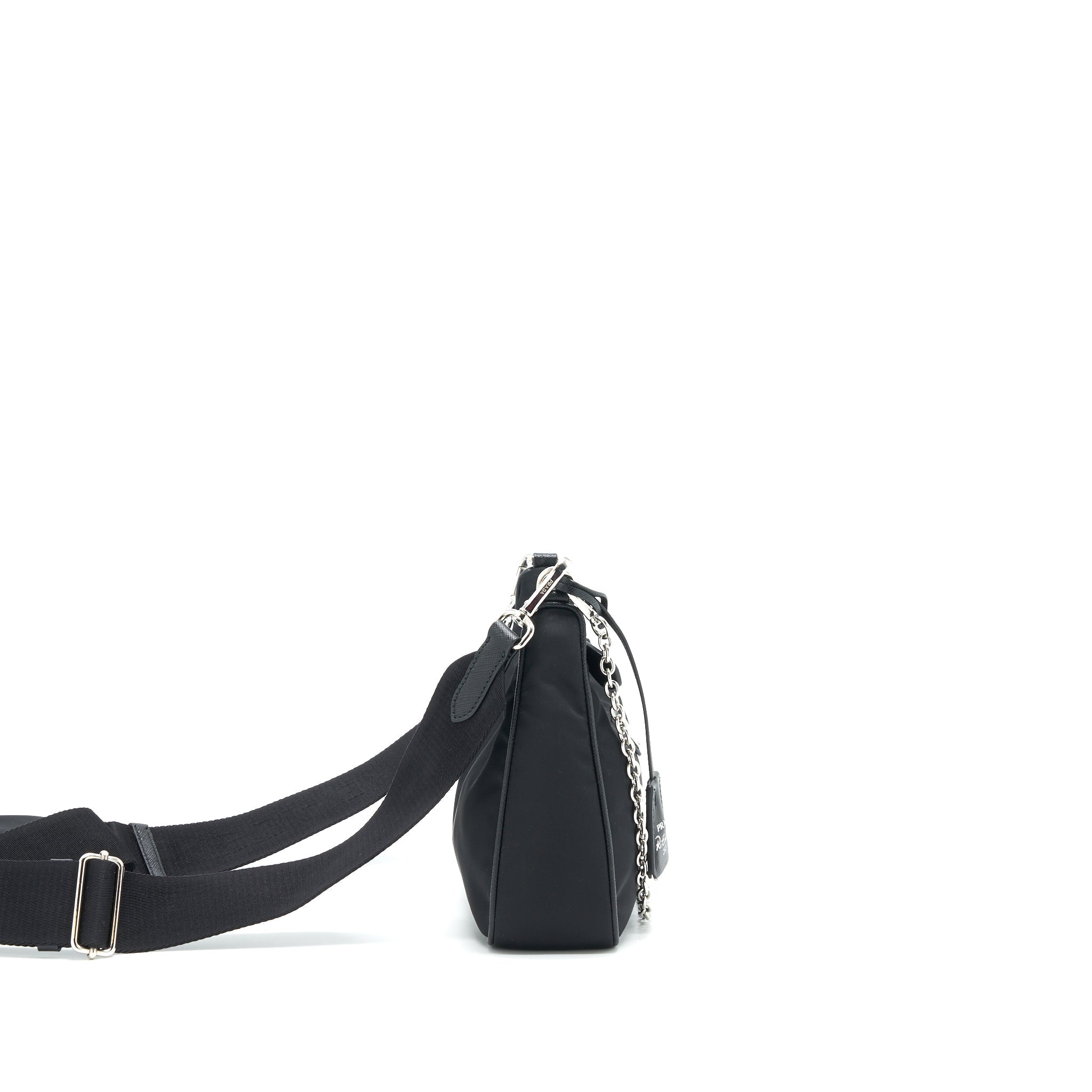 prada-re-edition-2005-nylon-bag-1