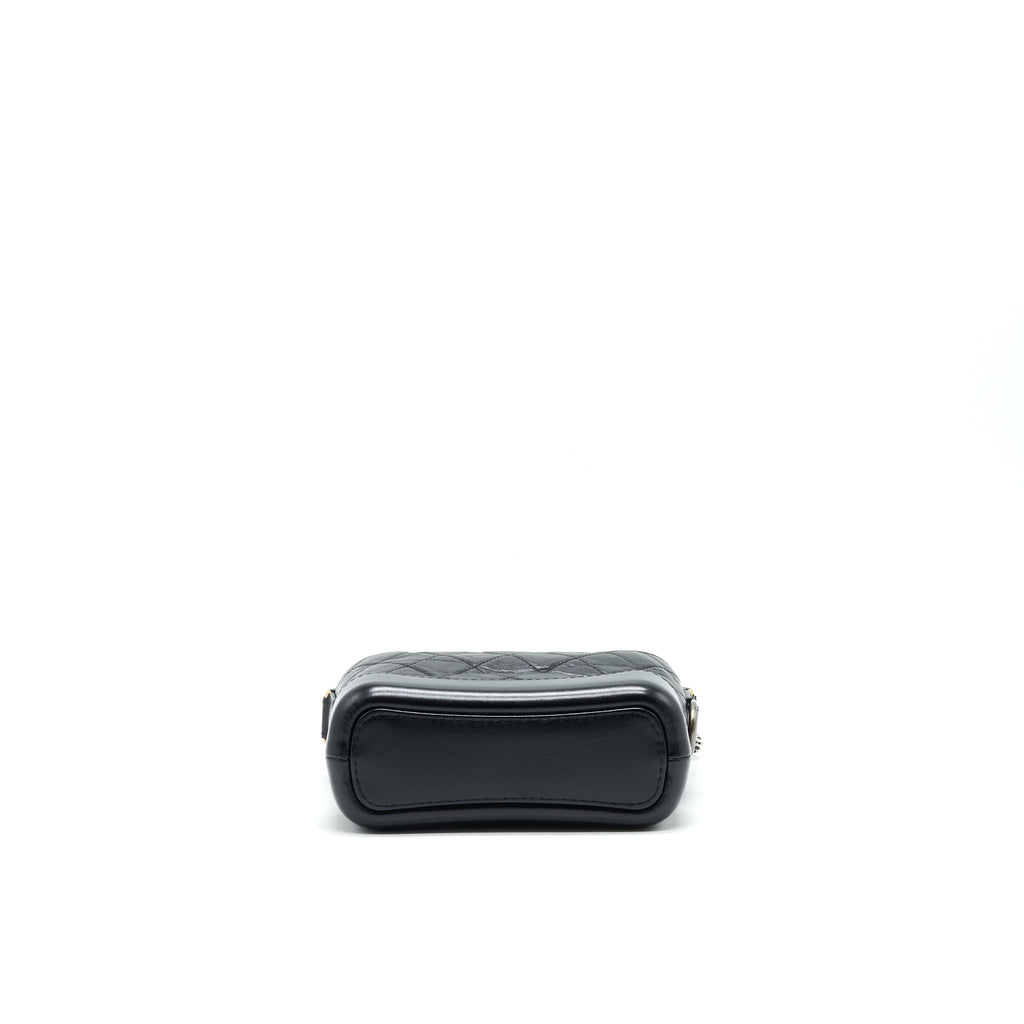 chanel-small-black-gabrielle-hobo-bag-1
