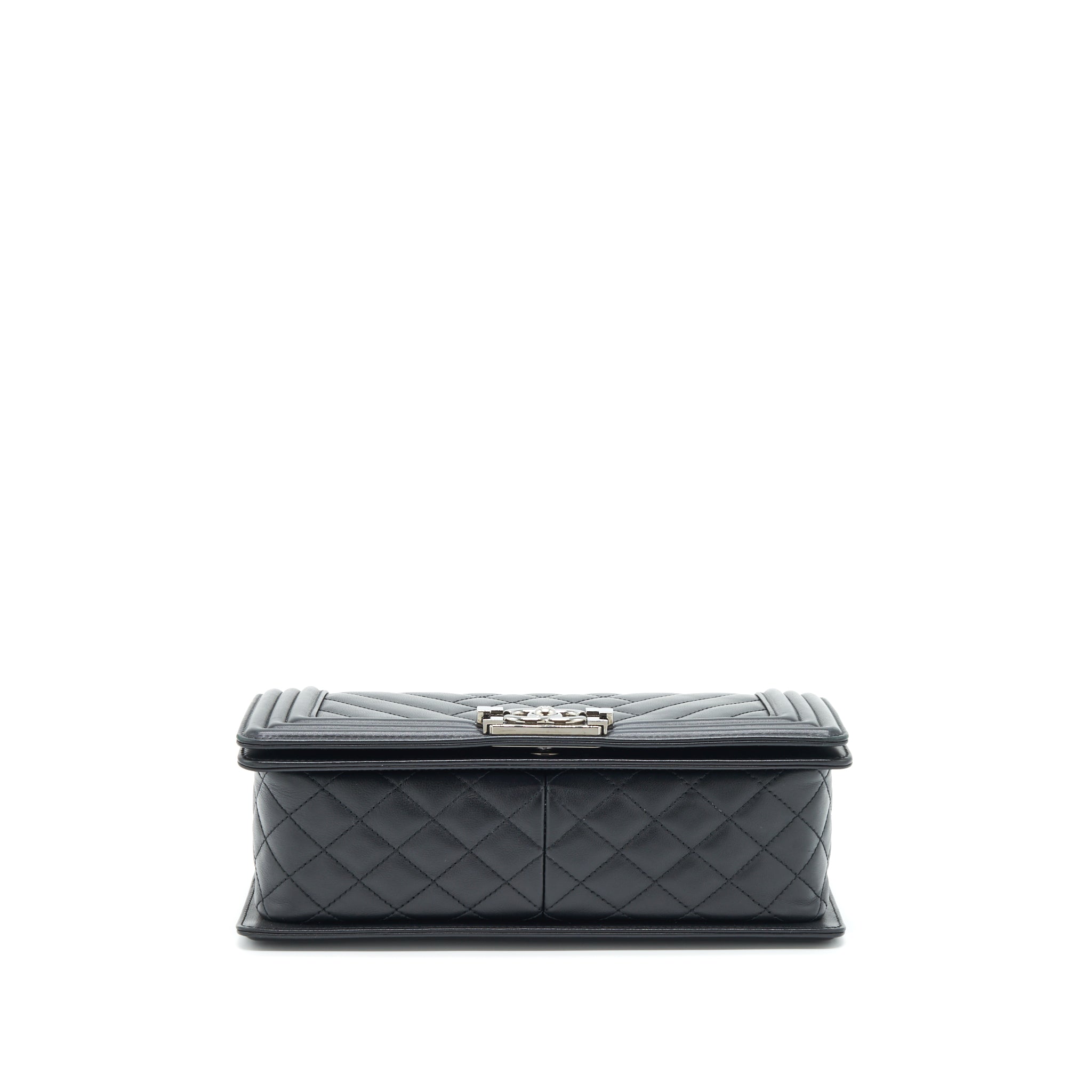 chanel-medium-boy-bag-quilted-and-chevron-calfskin-black-shw