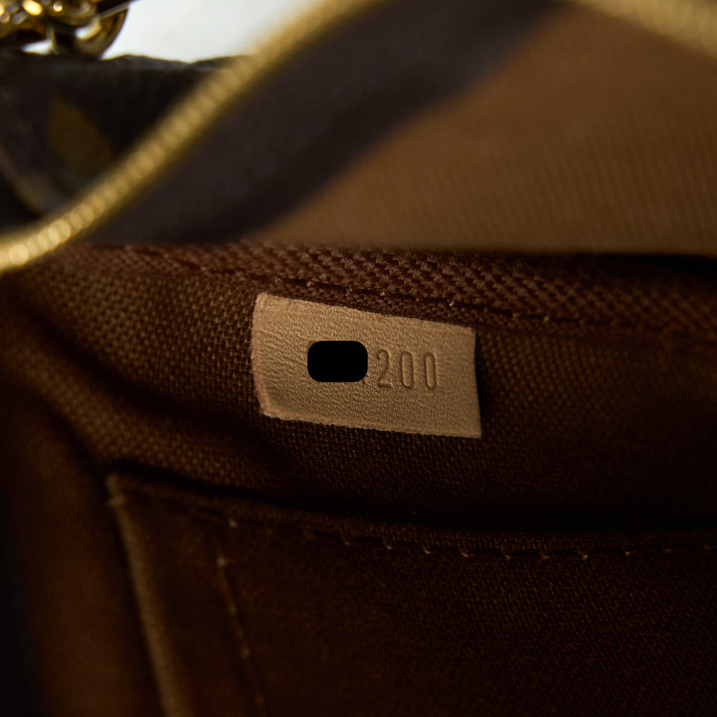 louis-vuitton-multi-pochette-accessories-monogram-canvas-with-khaki-strap-ghw