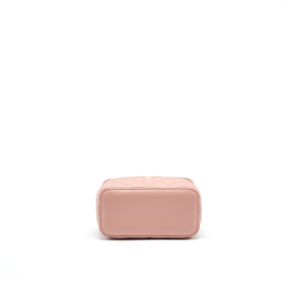 chanel-21b-dark-pink-pearl-crush-rectangular-vanity