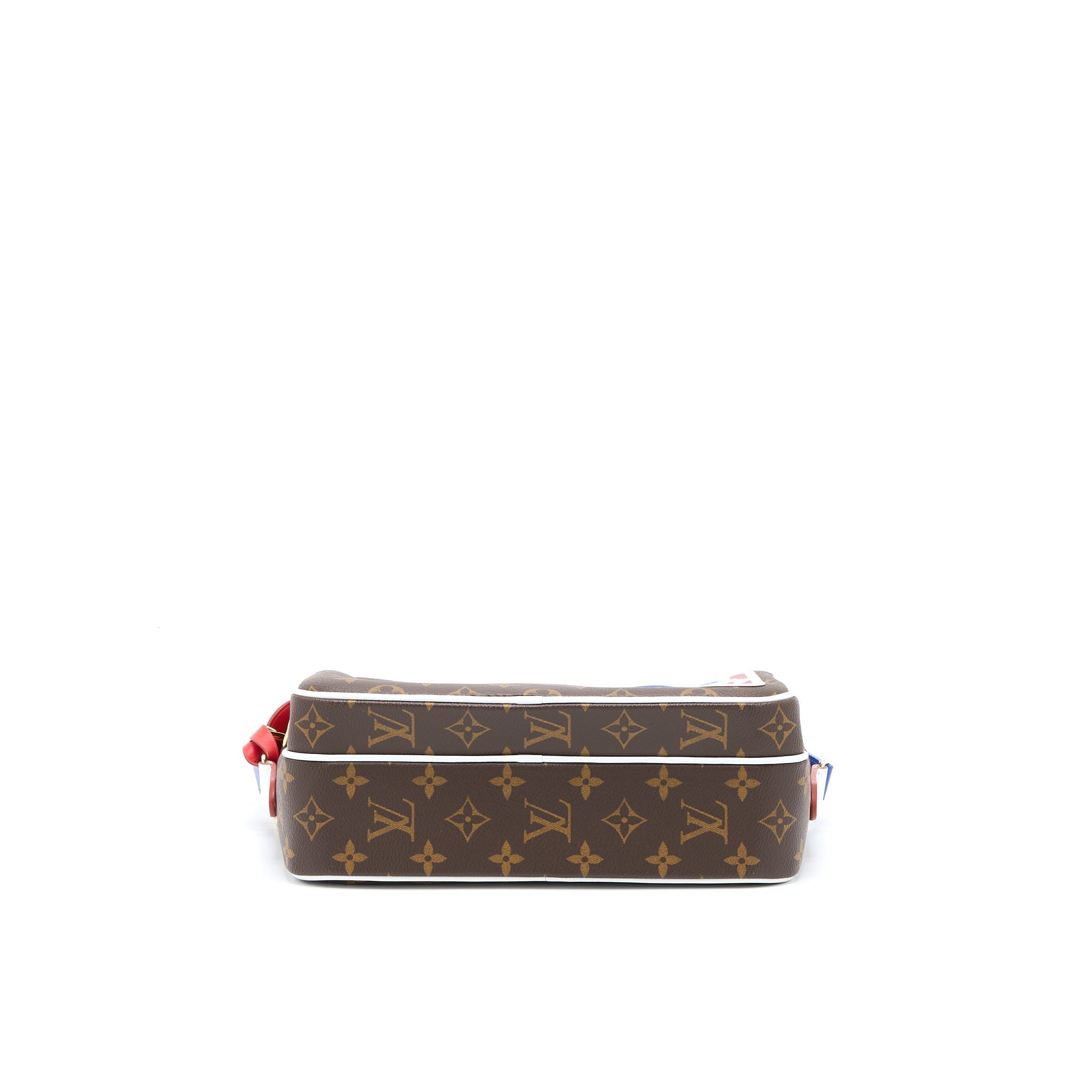 louis-vuitton-x-nba-nil-messenger-monogram-canvas-ghw