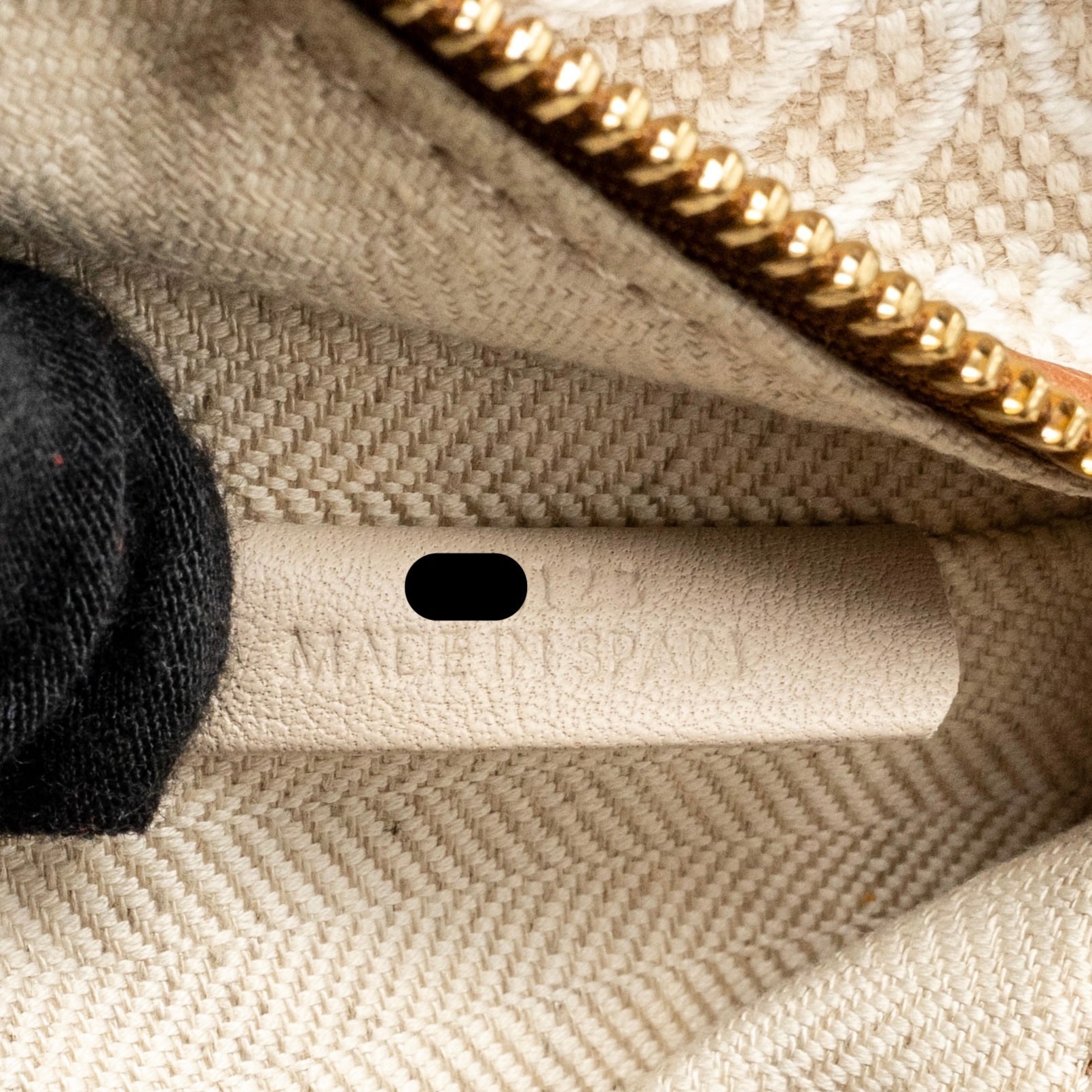 loewe-small-cubi-bag-anagram-jacquard-calfskin-beige-brown-ghw-1