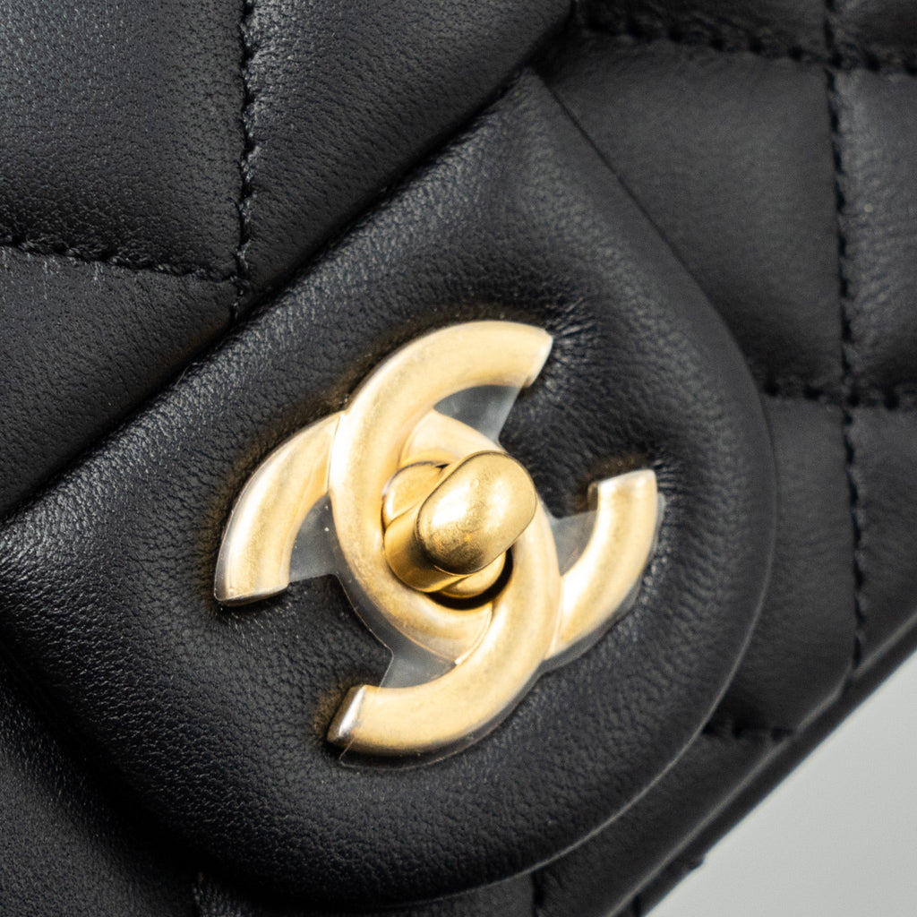 chanel-23k-pearl-crush-mini-rectangular-flap-bag-lambskin-black-ghw-microchip-1