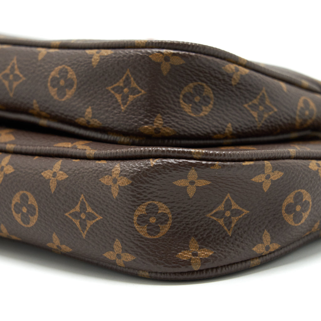 louis-vuitton-multi-pochette-with-khaki-strap
