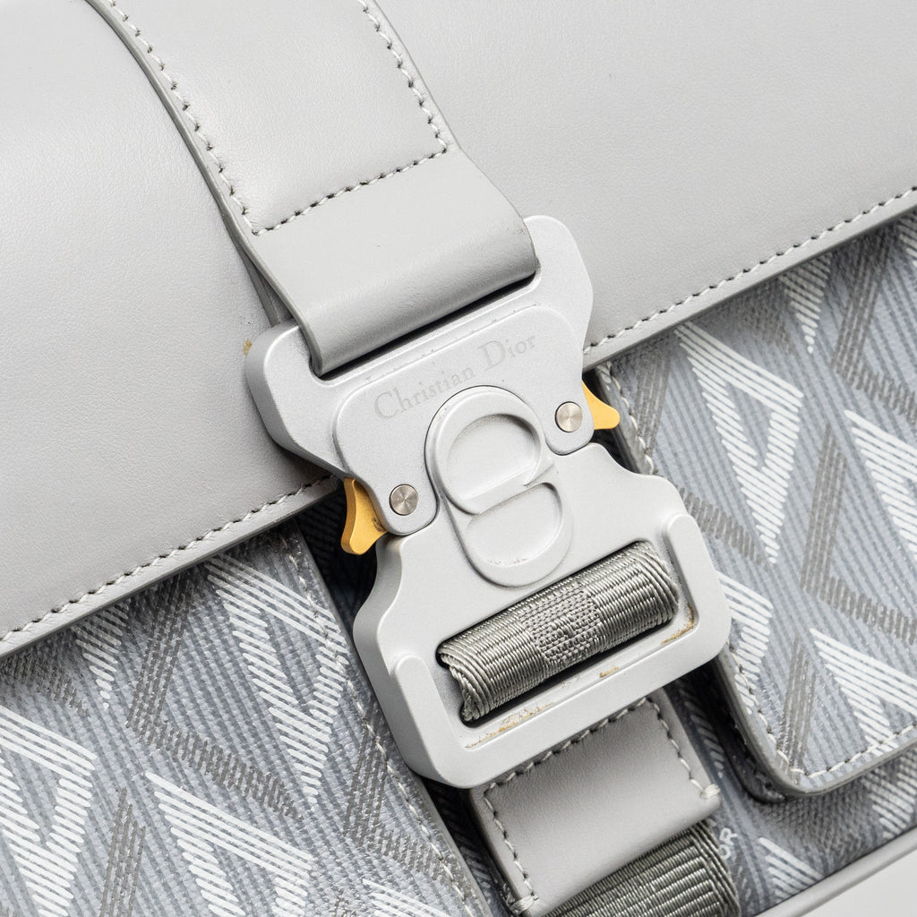 dior-hit-the-road-bag-with-strap-dior-cd-diamond-canvas-grey-with-multicolour-hardware