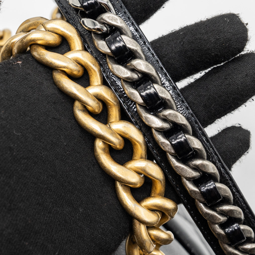 chanel-medium-19-bag-shiny-calfskin-black-multicolor-hardware