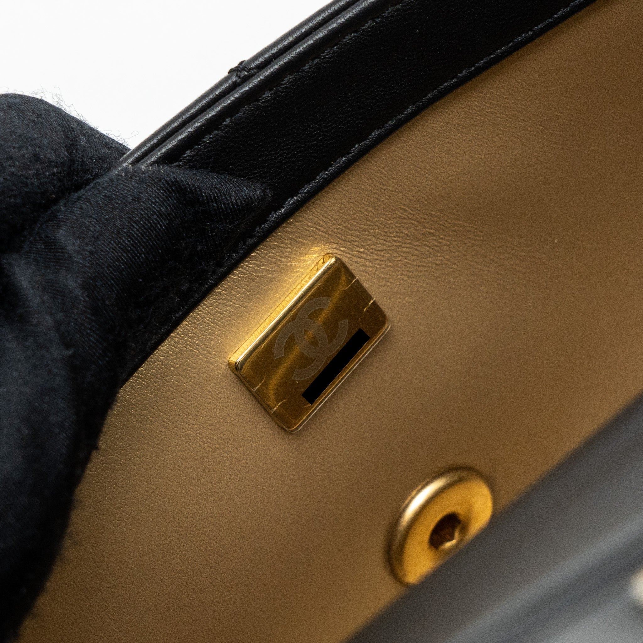 chanel-23k-pearl-crush-mini-rectangular-flap-bag-lambskin-black-ghw-microchip-1