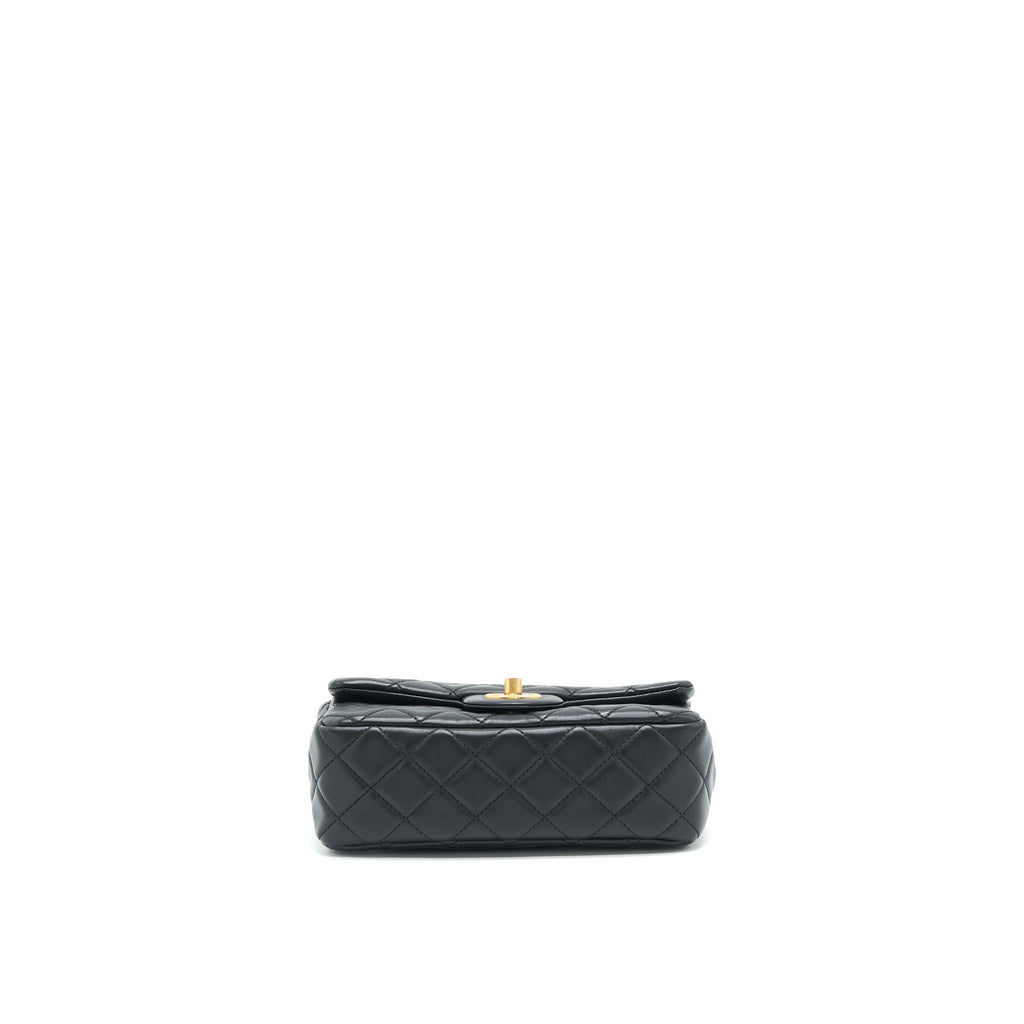 chanel-22c-pearl-crush-mini-rectangular-flap-bag-black-ghw-microchip