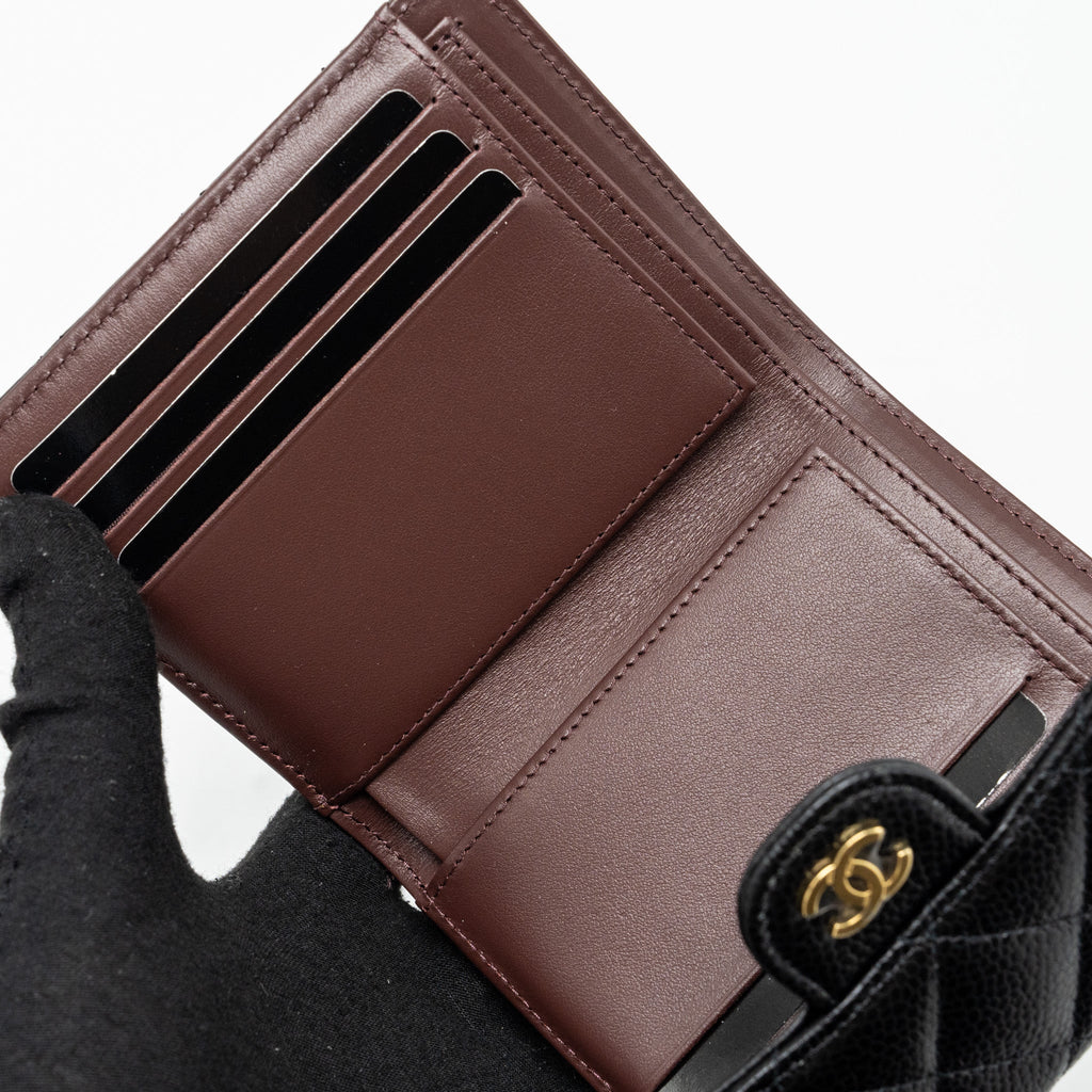 chanel-classic-compact-wallet-caviar-black-ghw-microchip-2