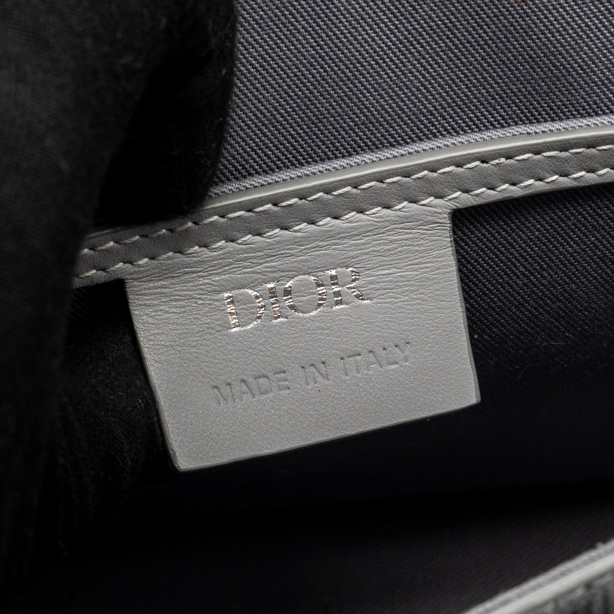 dior-hit-the-road-bag-with-strap-dior-cd-diamond-canvas-grey-with-multicolour-hardware
