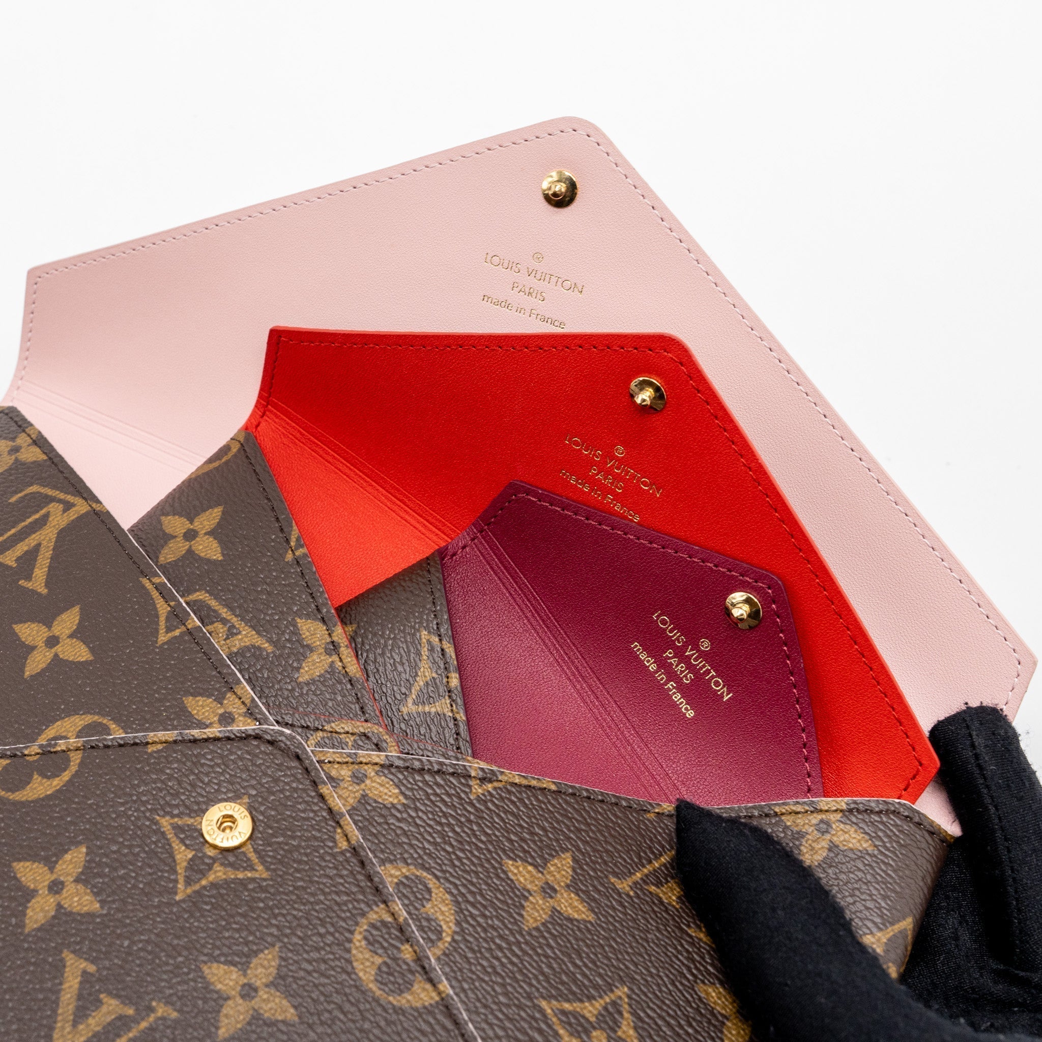 louis-vuitton-kirigami-pochette-monogram-canvas-ghw-2
