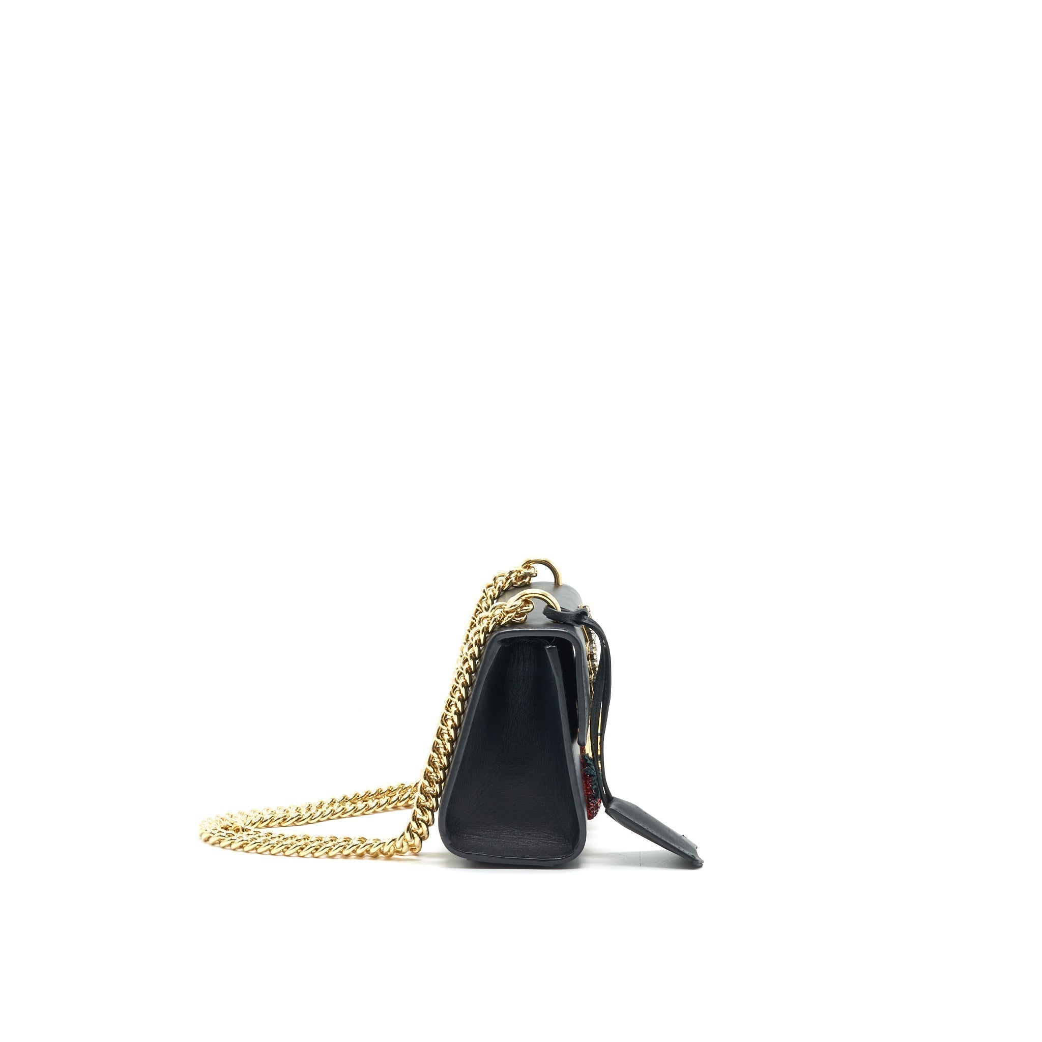 gucci-limited-edition-padlock-chain-bag-black-1