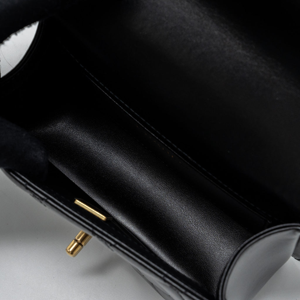 chanel-24c-gold-crush-mini-flap-bag-calfskin-black-ghw-microchip